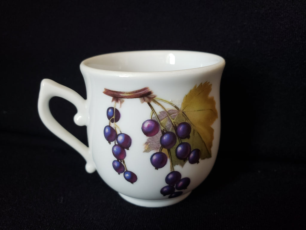 Vintage Royal Worcester Evesham Demitasse Tea Cup ONLY (lot 2062)