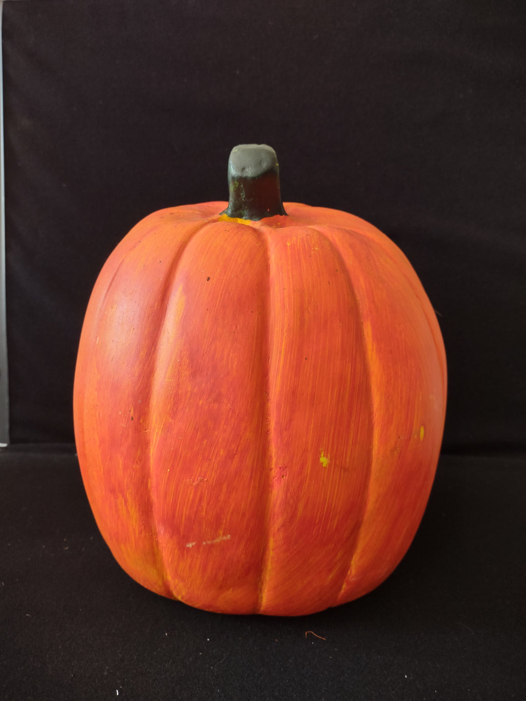 Halloween/Thanksgiving Ceramic Welcome Scarecrow Pumpkin (Lot 3121)