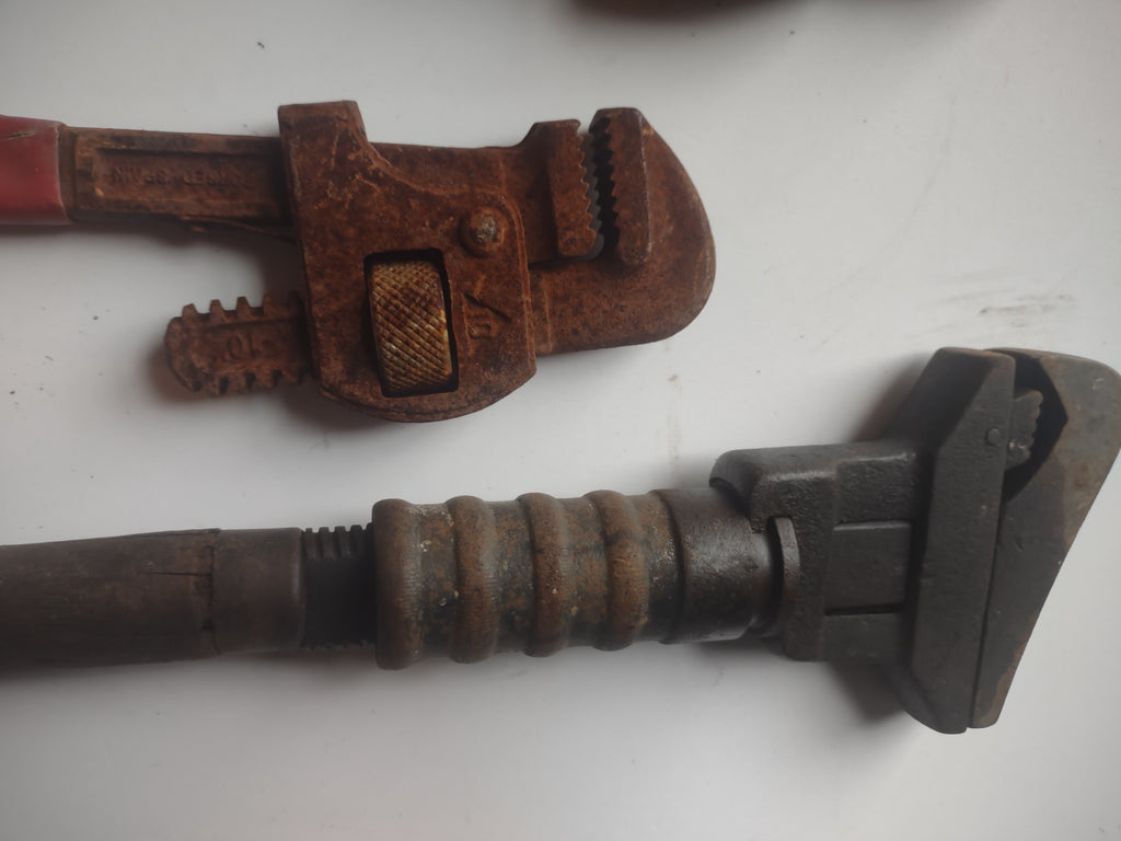 Vintage Set 4 Pipe Wrench (lot 1374)