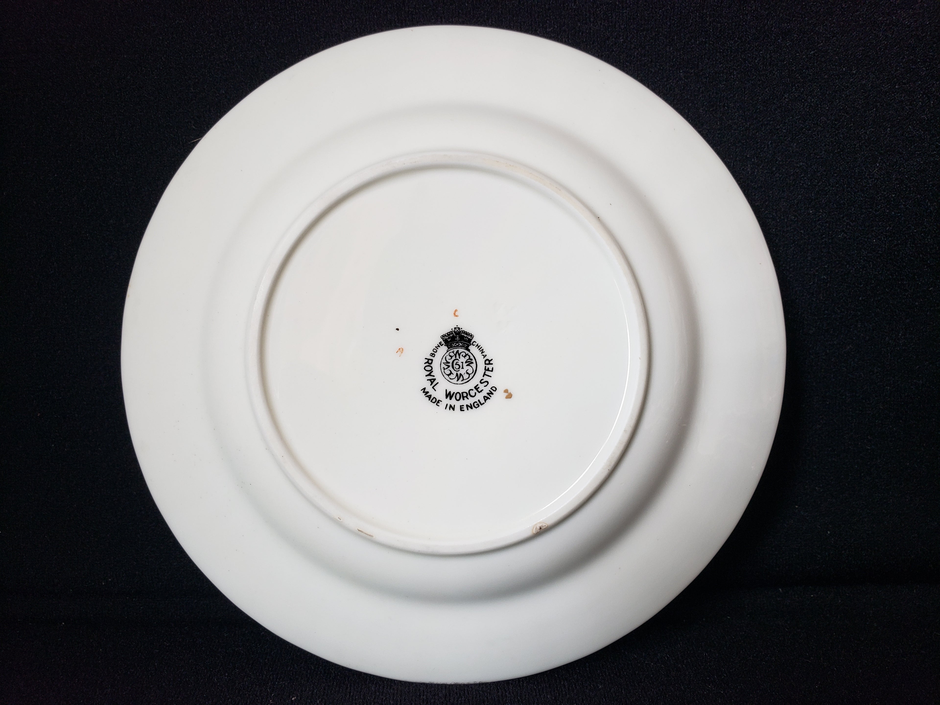 Vintage Royal Worcester Bread or Dessert Plate 6" (lot 2086)