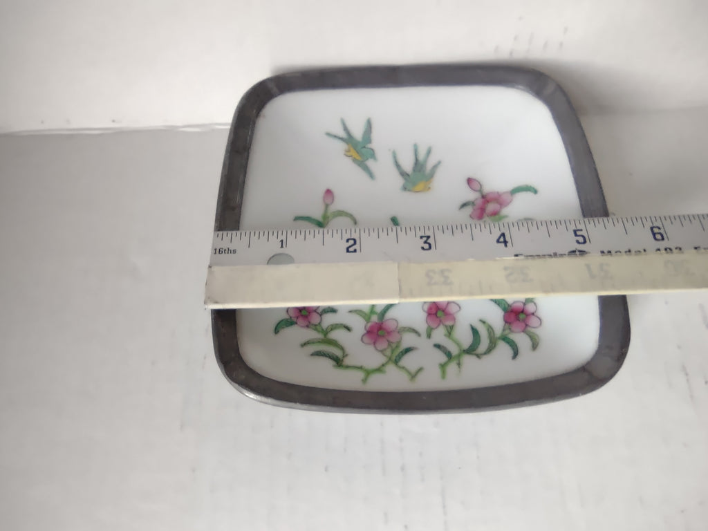 Vintage Japanese Porcelain Ware Hong Kong Bowl Ashtray Birds Flowers (lot 5333)