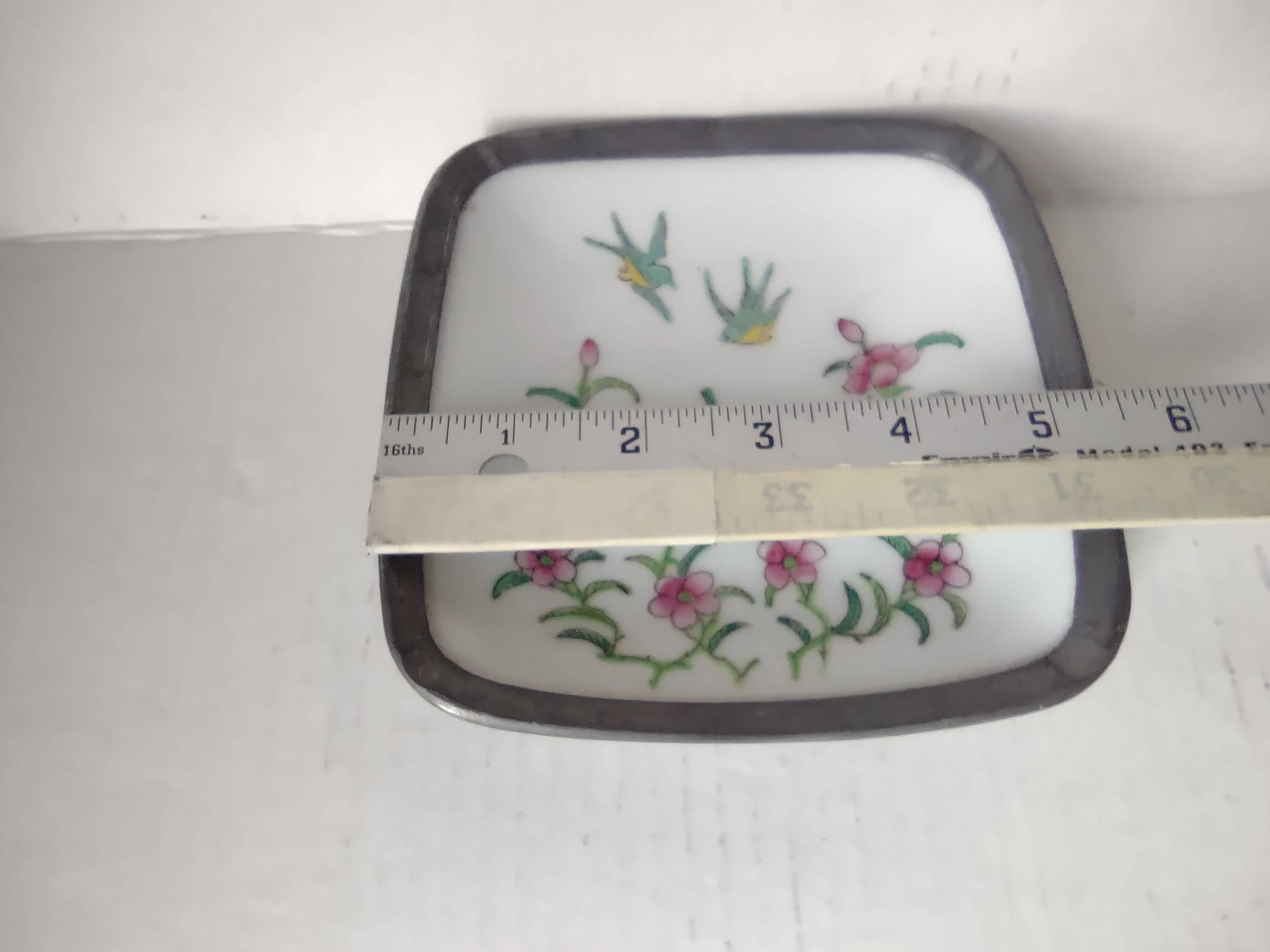 Vintage Japanese Porcelain Ware Hong Kong Bowl Ashtray Birds Flowers (lot 5333)