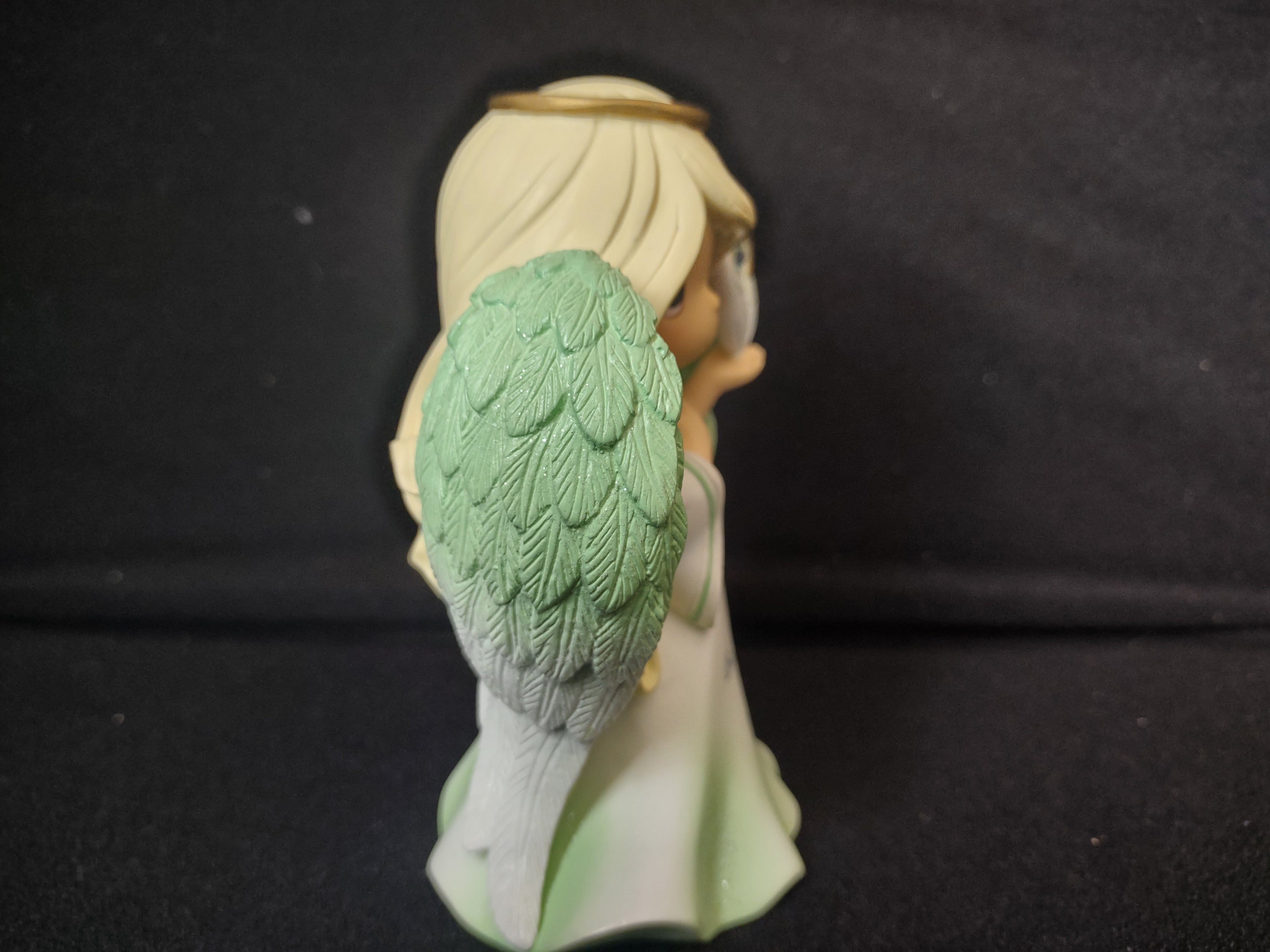 Precious Moments Wings of Remembrance Guardian Angel Cherished Memories (2644c)