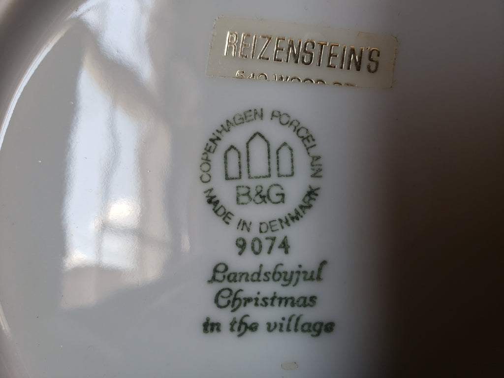 B & G Copenhagen Porcelain Wall Plate Christmas in the Village Blue (lot 2192)