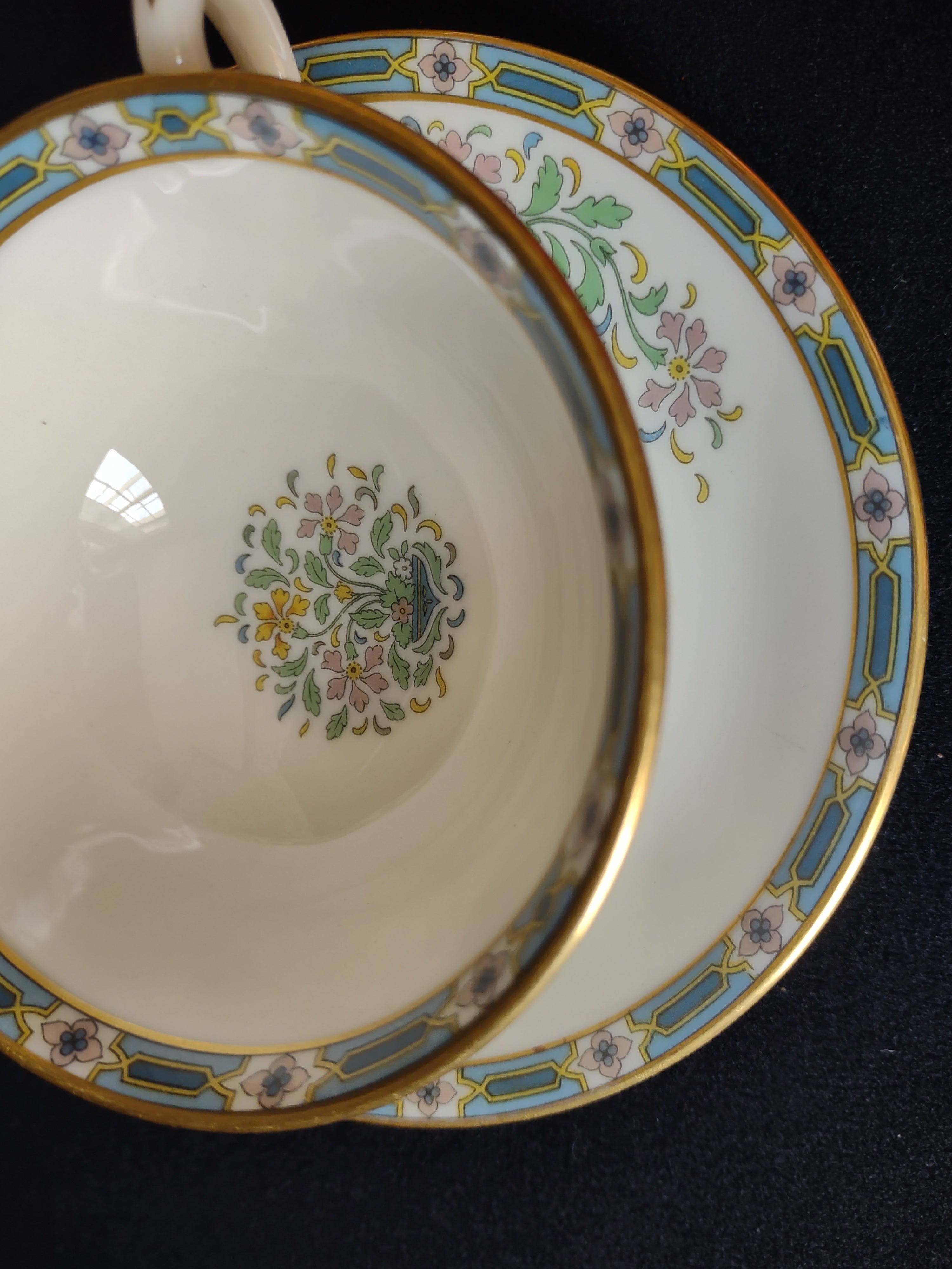 Vintage Lenox Tea Cup with Mystic Saucer Black Stamp (lot 1811)