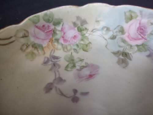 lot 757 Unmarked Footed Serving Bowl Roses