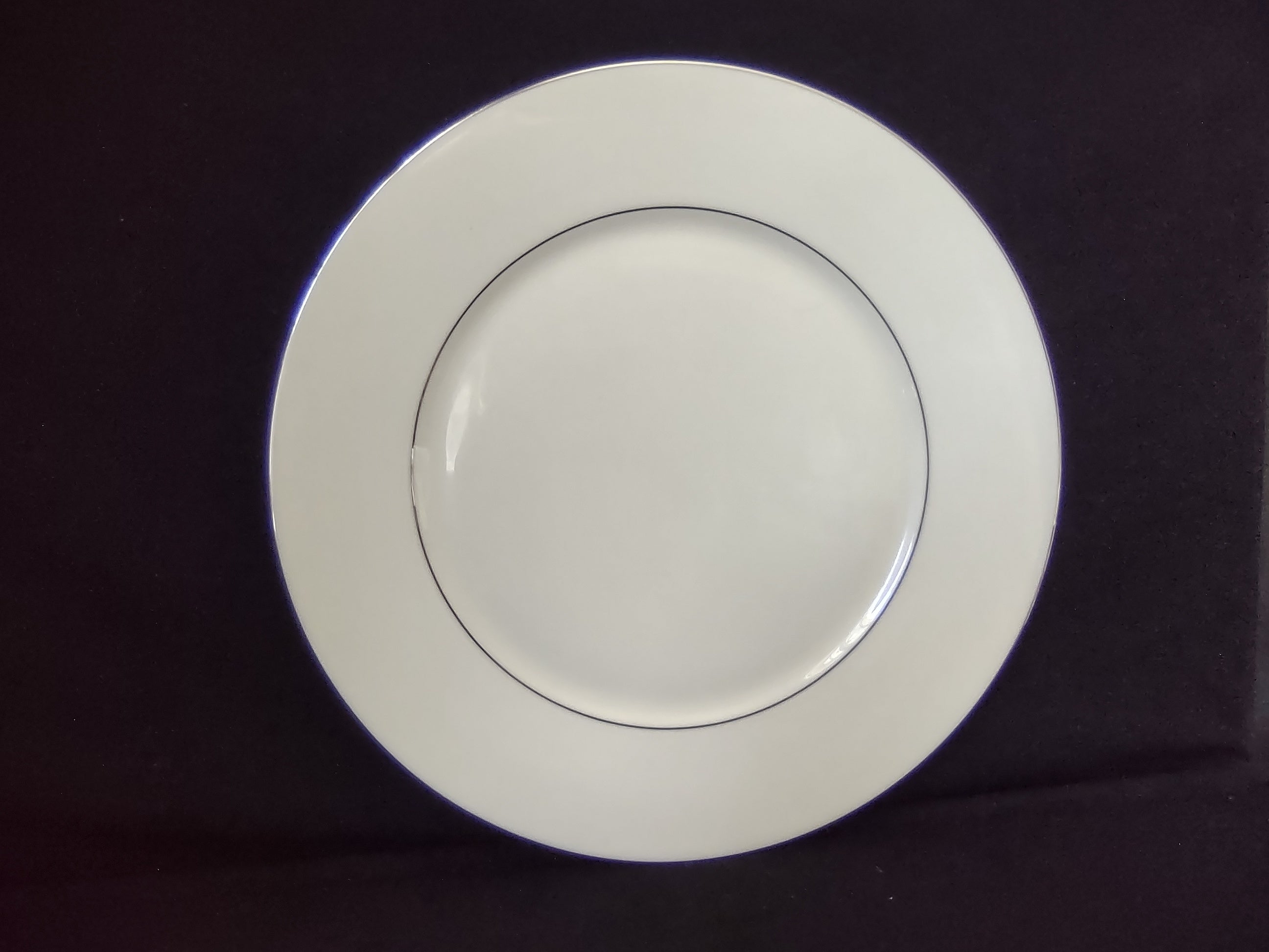 Vintage Lenox Maywood Salad or Luncheon Plate 8-1/4" (lot 1886)