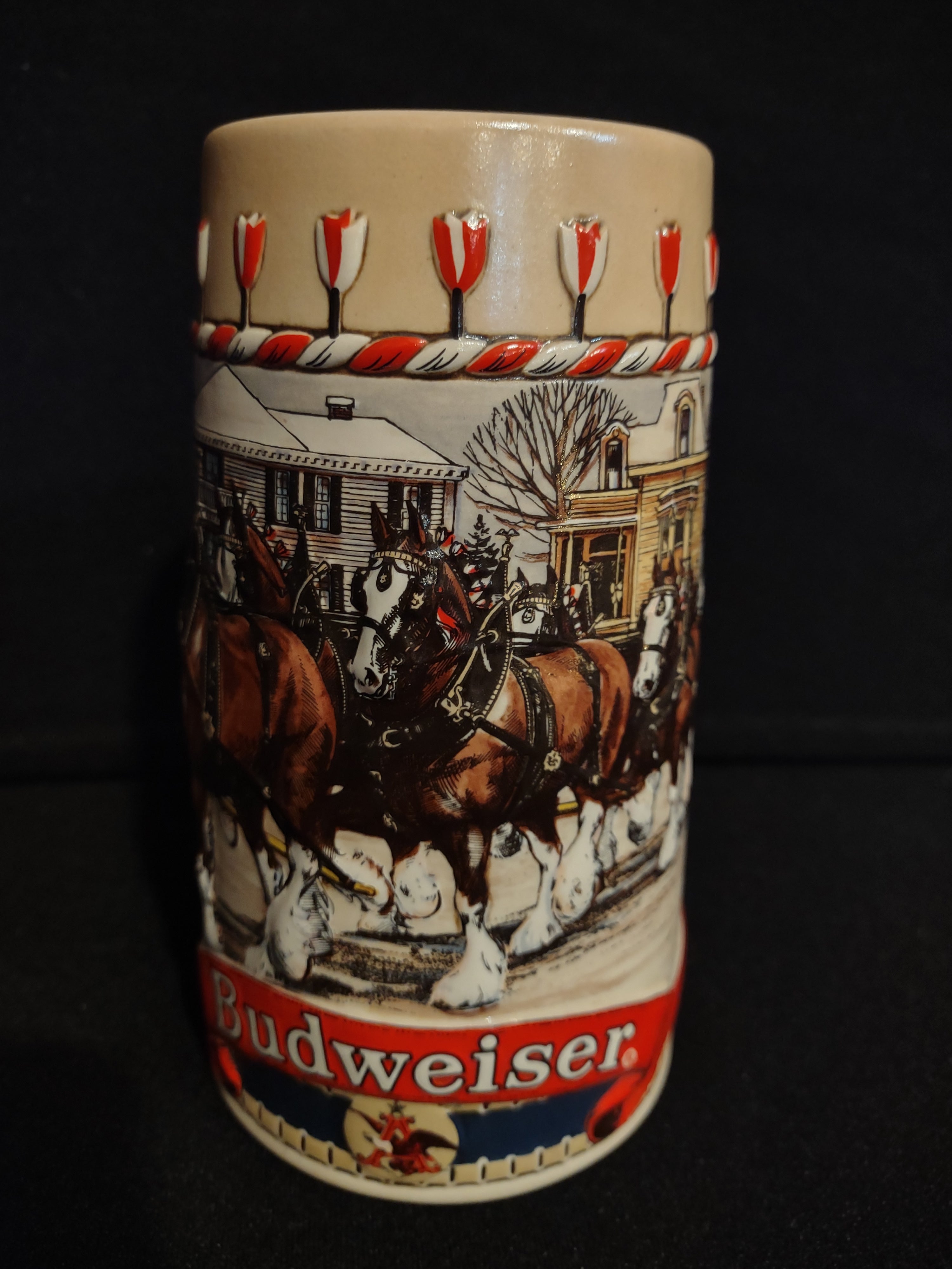 1986 B Series Budweiser Holiday Christmas Beer Stein Clydesdale Mug (lot 2540j)