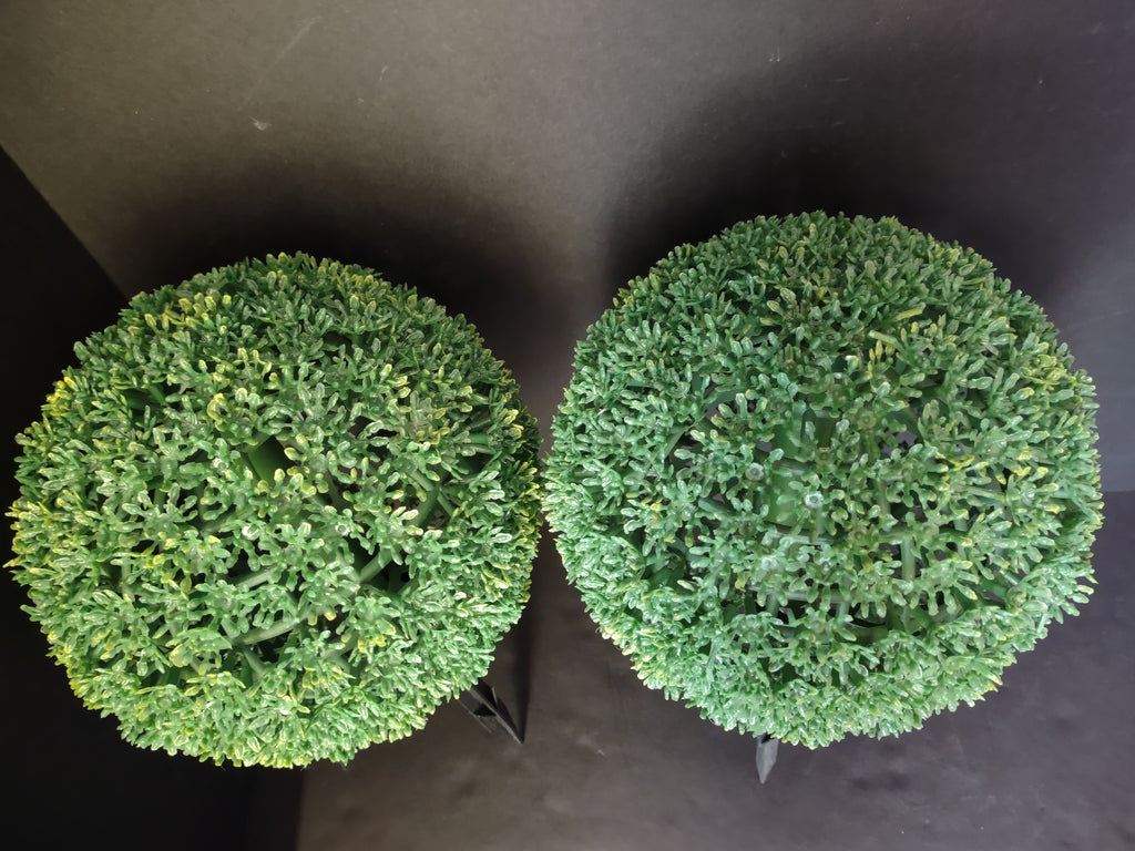 Set of 2 Artificial Green Shrub on Stake 8" (lot 1626)