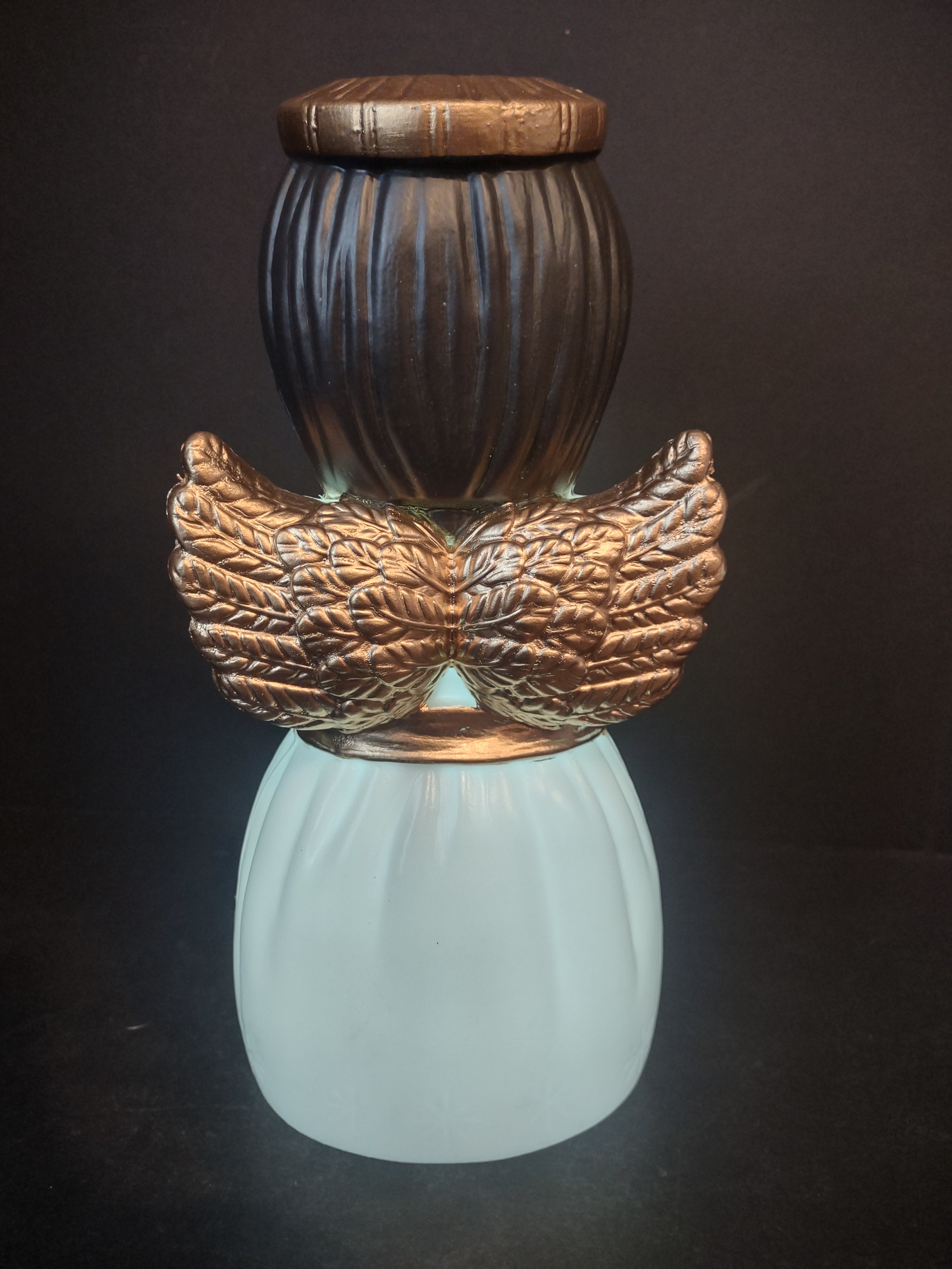 Light Up Angel Plastic (lot 1407)