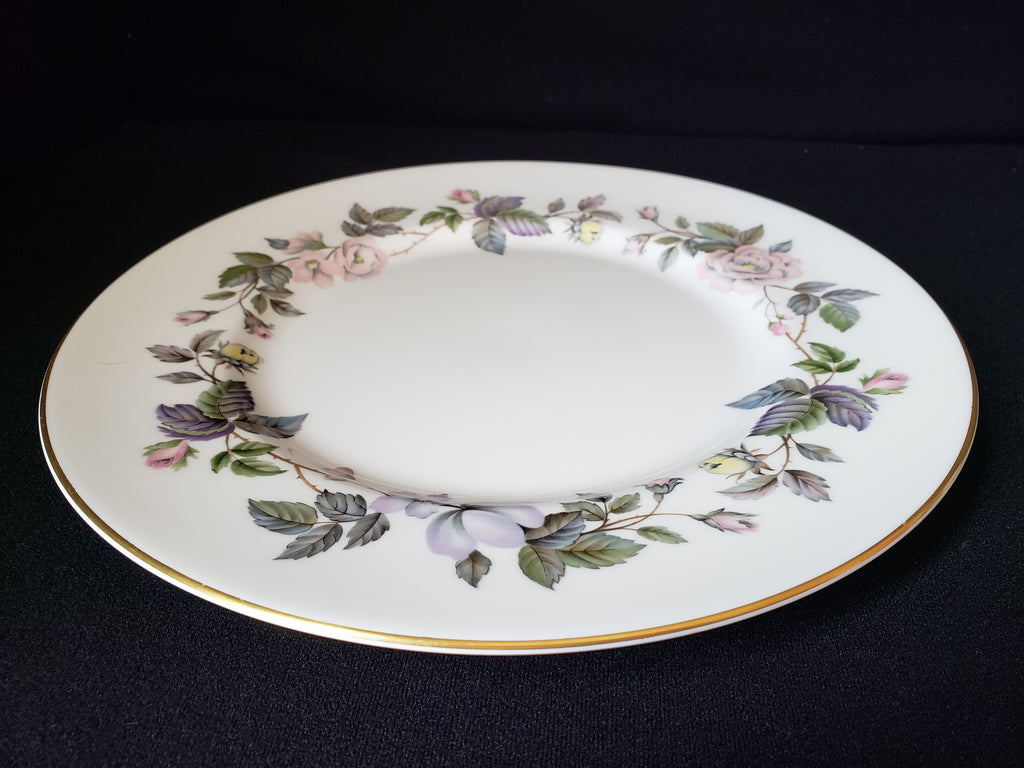 Vintage Royal Worcester June Garland Dinner Plate 10-1/2" (lot 2131)
