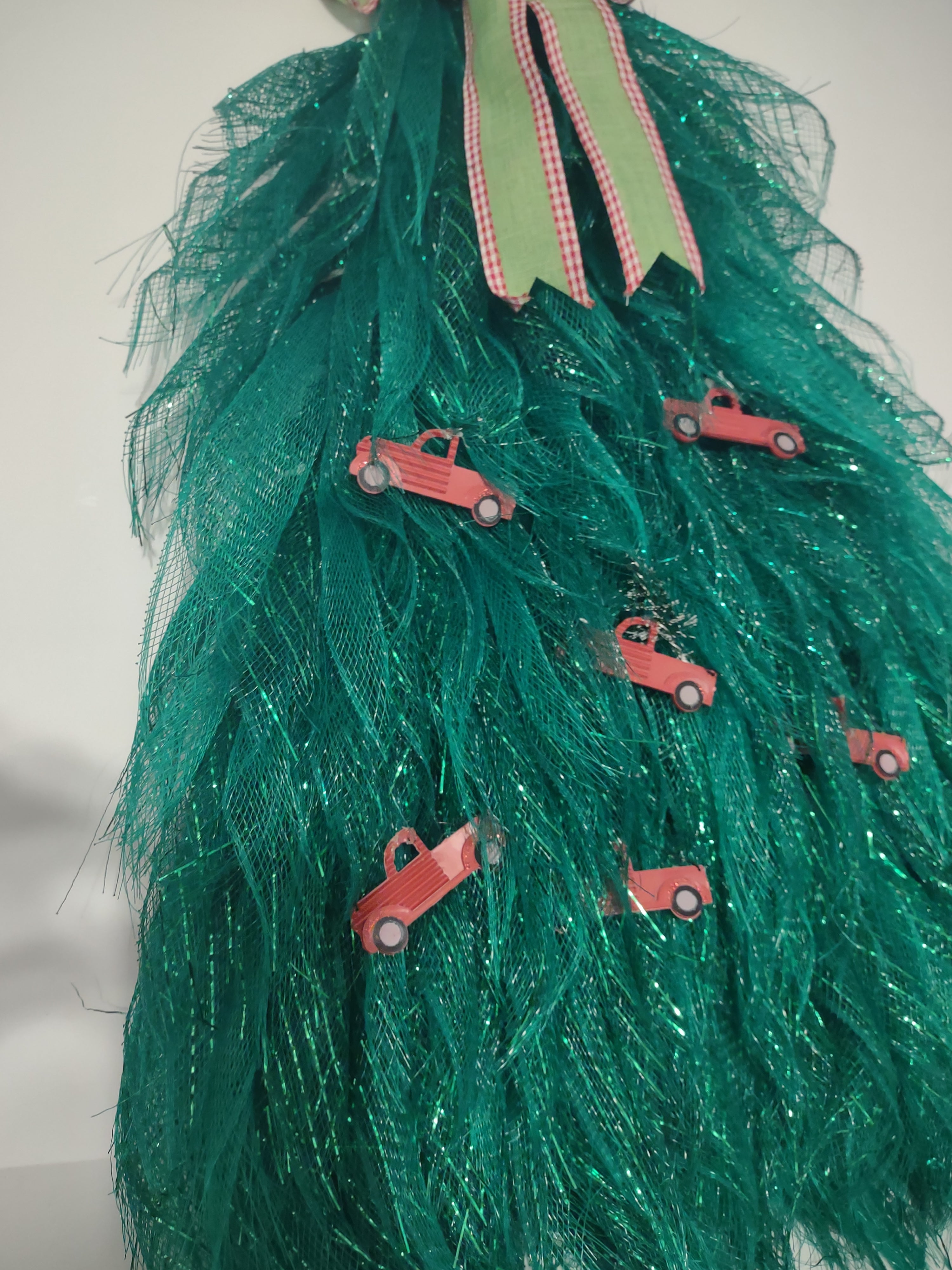 Handmade Ribbon Green Christmas Tree w/ Red Truck Flat Hang on Wall 24" lot 1296