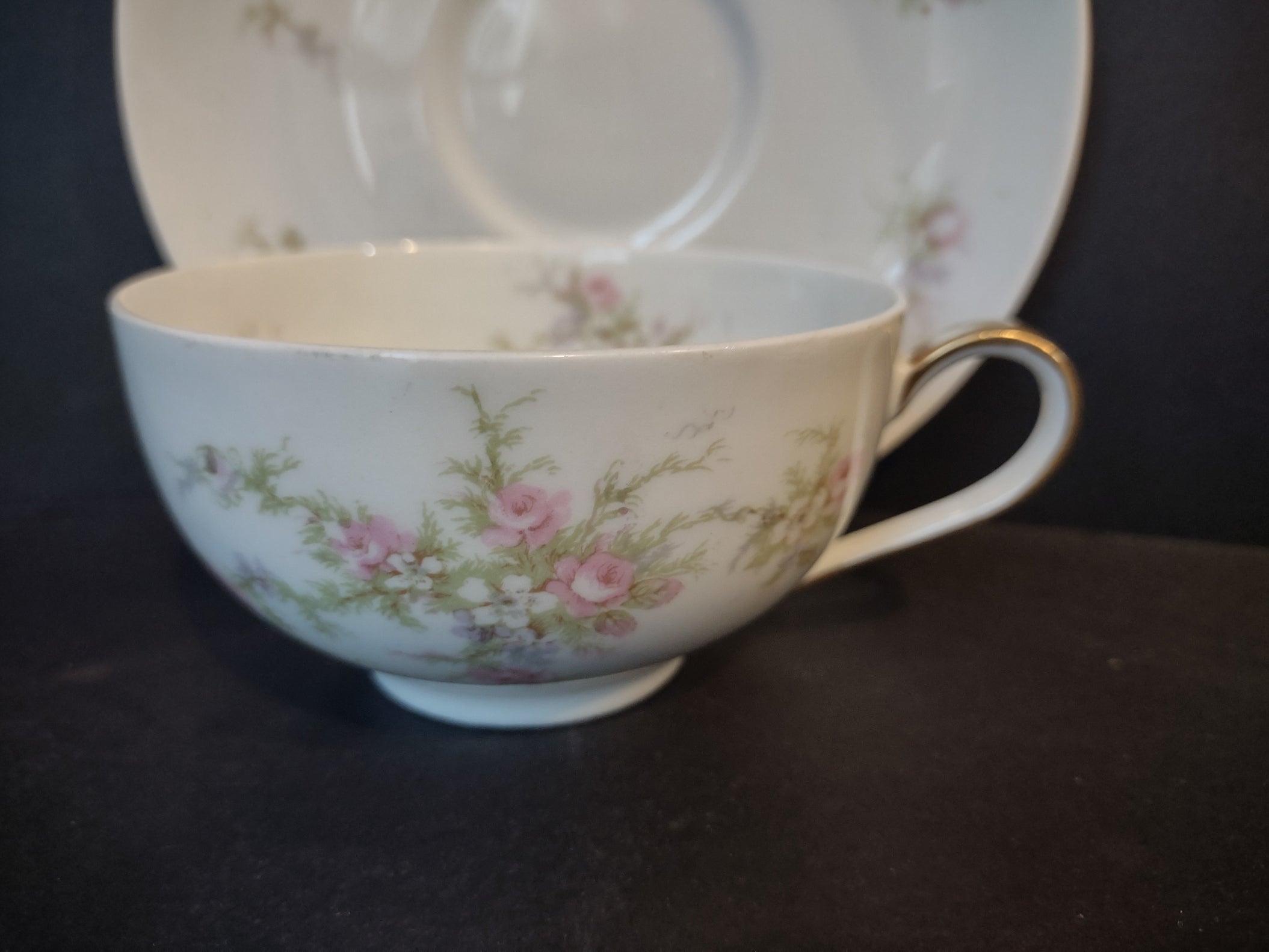 Haviland Limoges Large Tea Cup & Saucer Rose White Purple Flower Moss (lot 902)