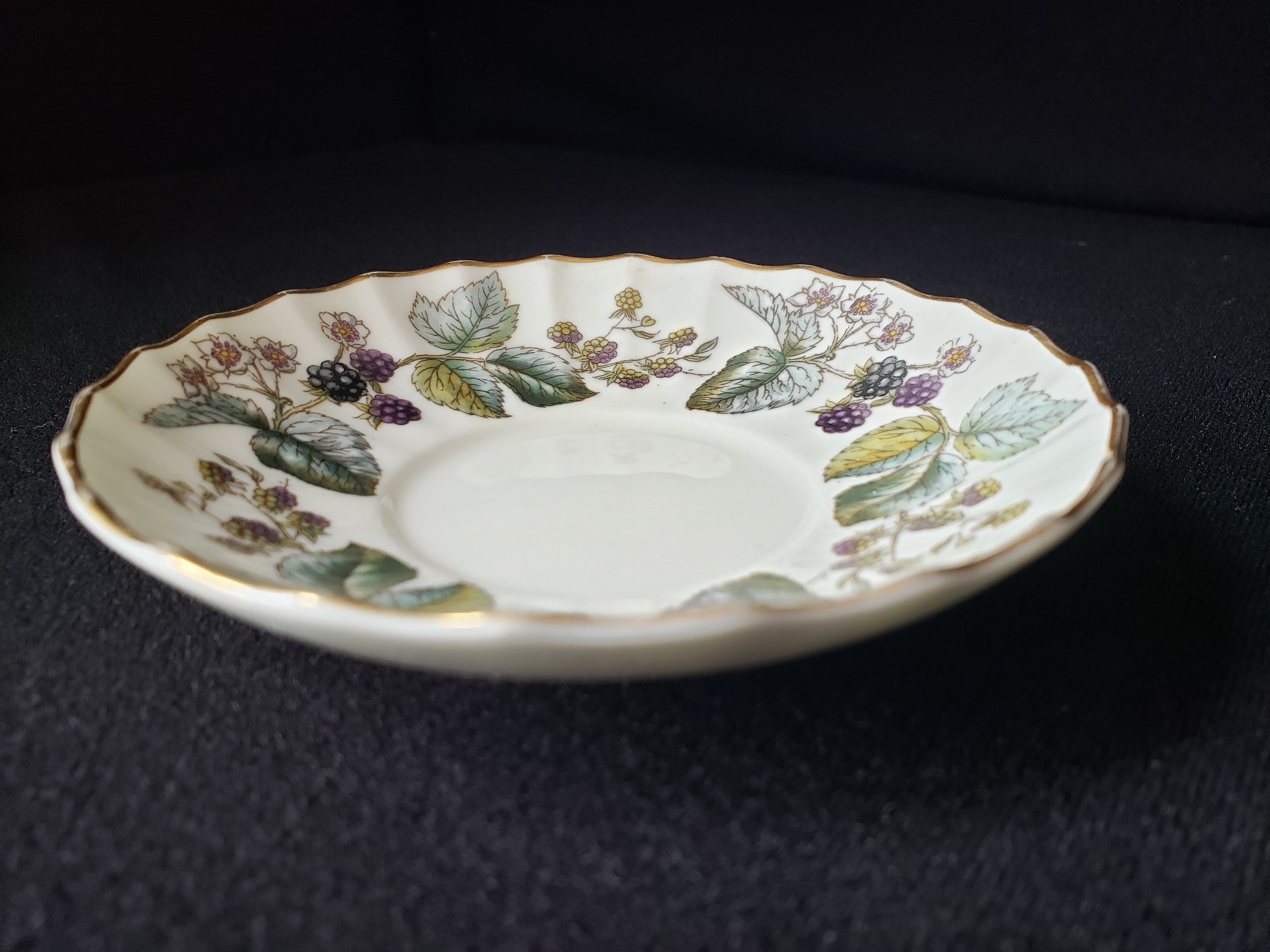 Vintage Royal Worcester Lavinia Saucer Berry Design 4-1/2" (lot 2064)