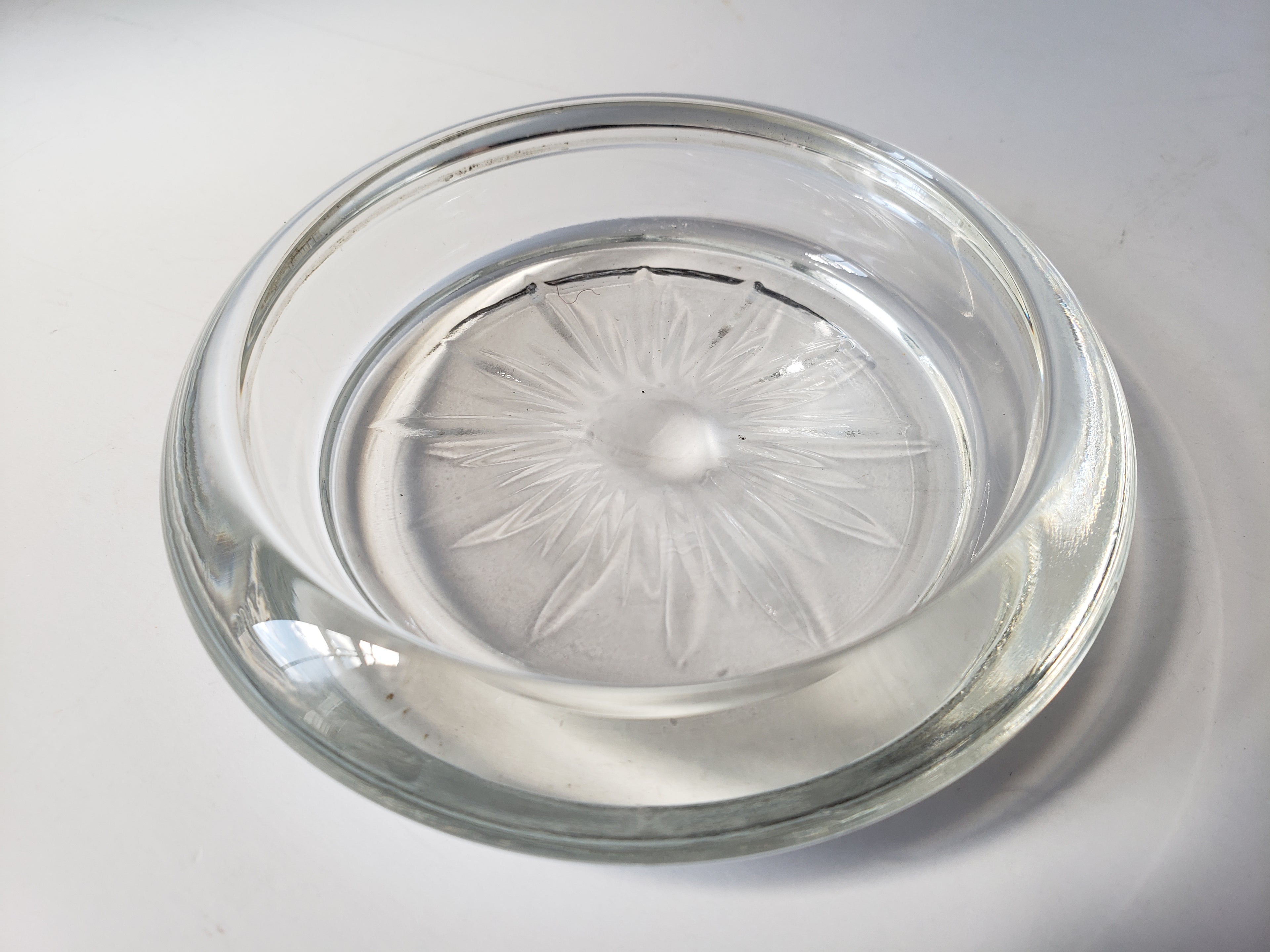 Vintage 4 x Glass Coasters (lot 2211)