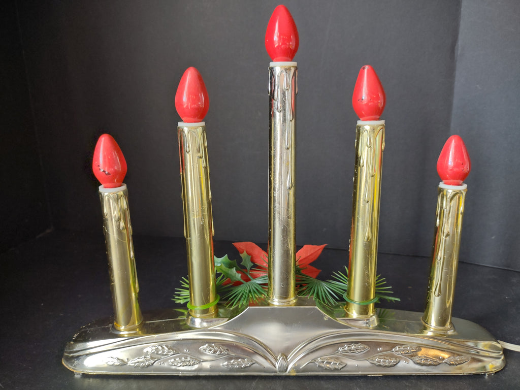 Christmas Window 5 Candle Drip Red Lights Golden Candelabra Candolier (lot 2304)