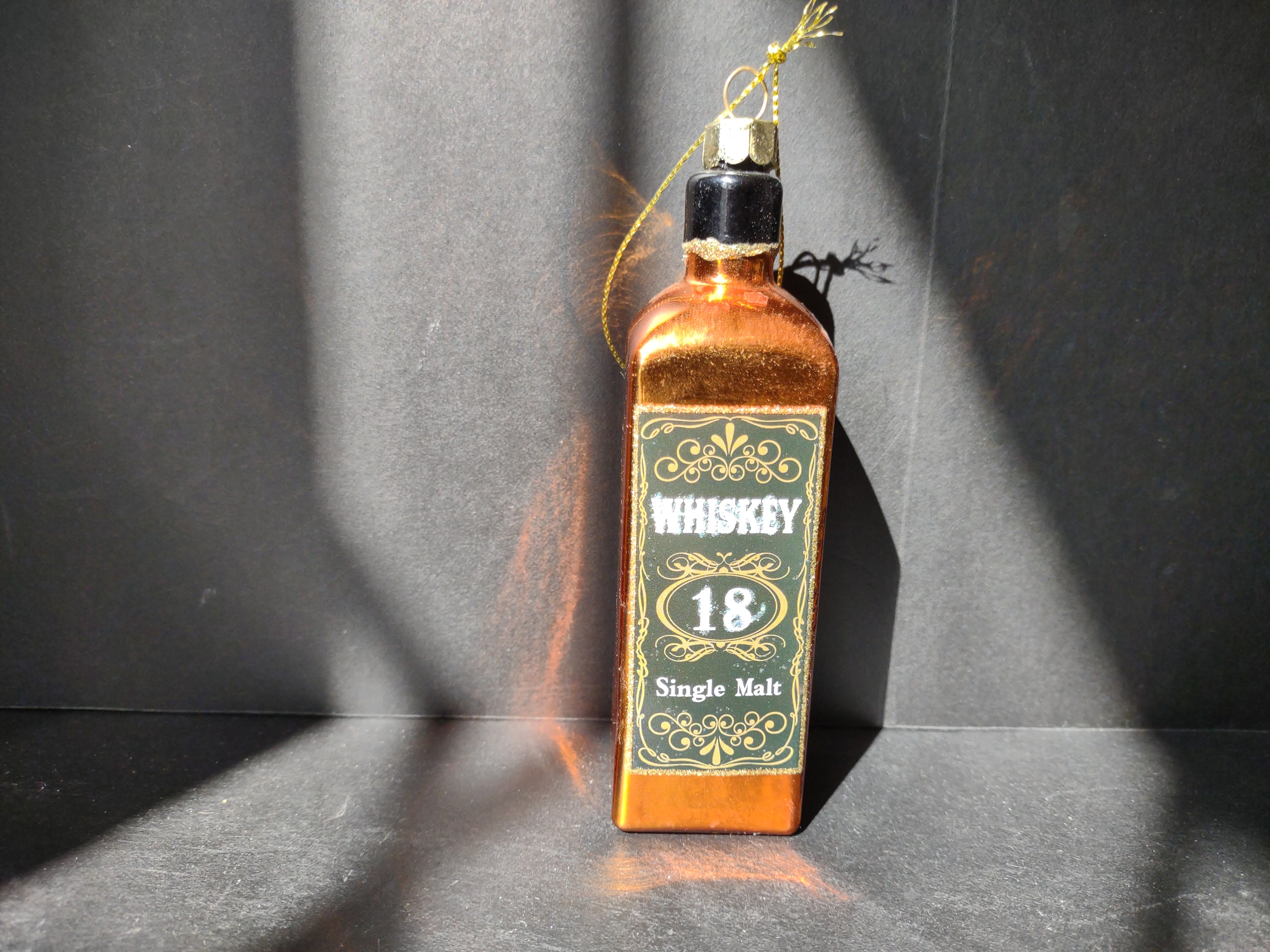 Christmas Ornament Glass Whiskey Single Malt (lot 4824)