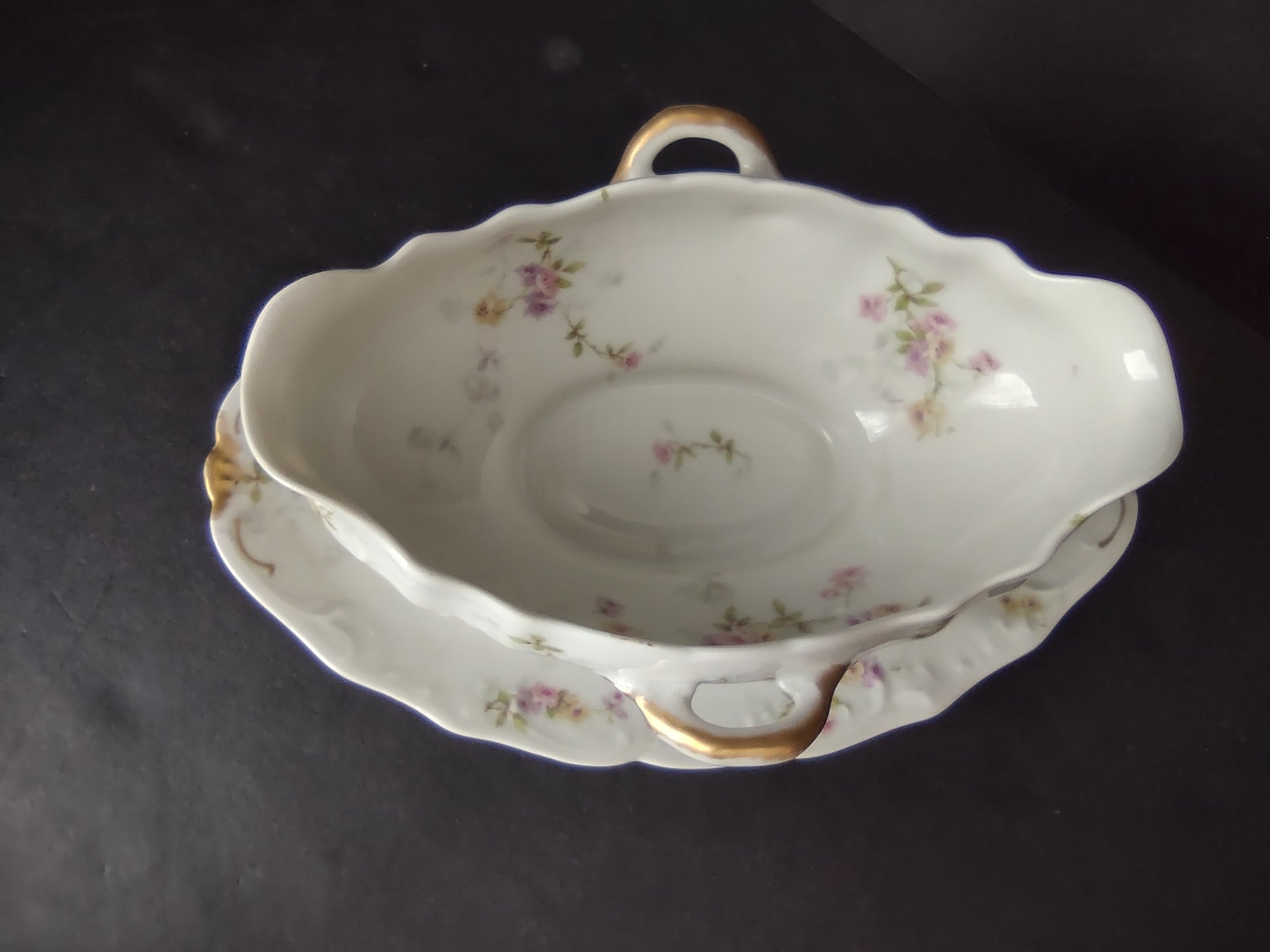 Haviland Limoges Gravy Boat Pink Purple Yellow Rose (lot 841)