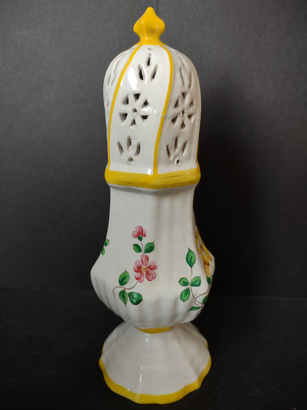 Vintage Talcum Powder Shaker Italy 8" (lot 5026)