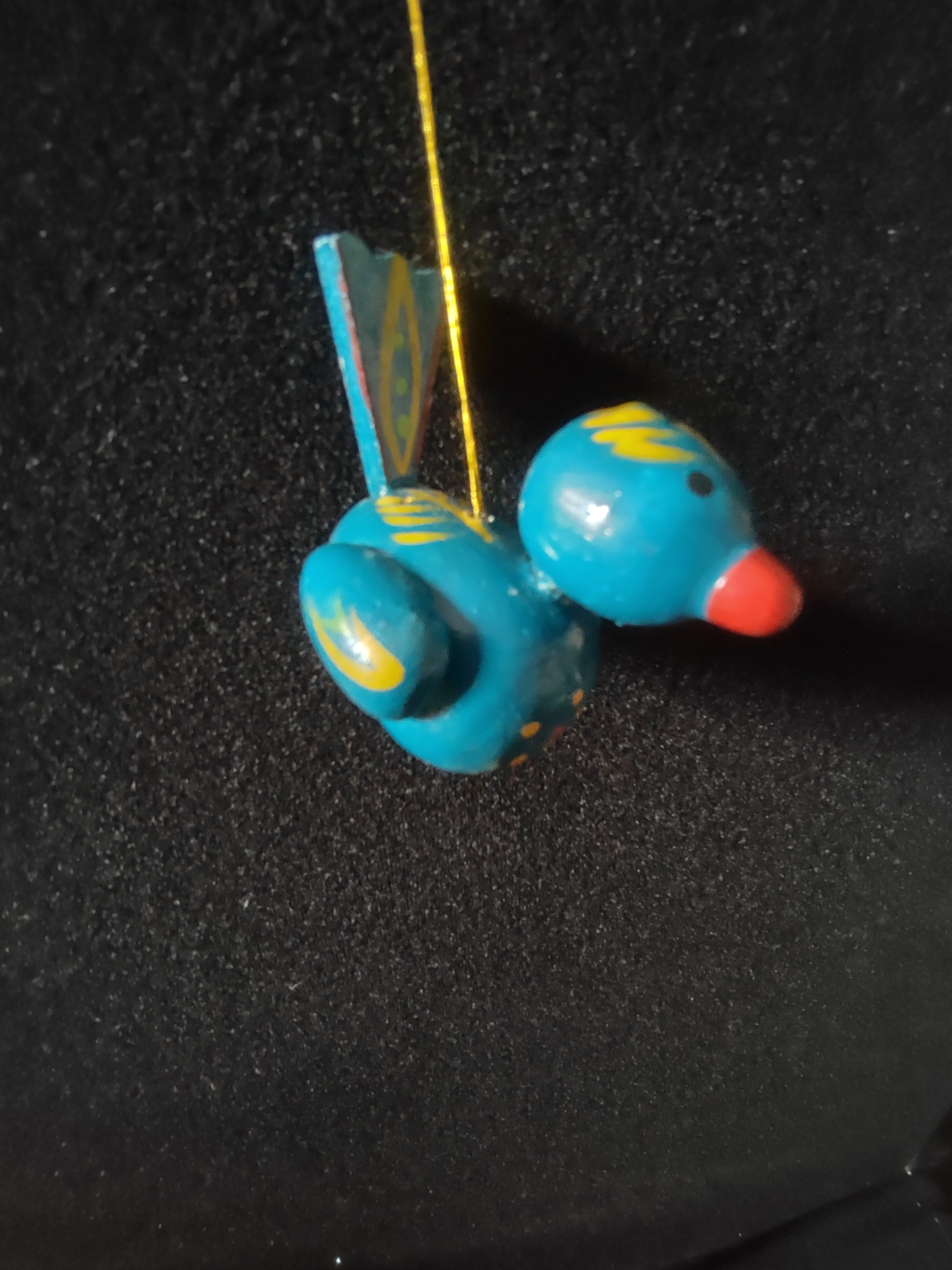 Vintage Christmas Wooden Birds Ornament Yellow Blue Taiwan (Lot 4797)