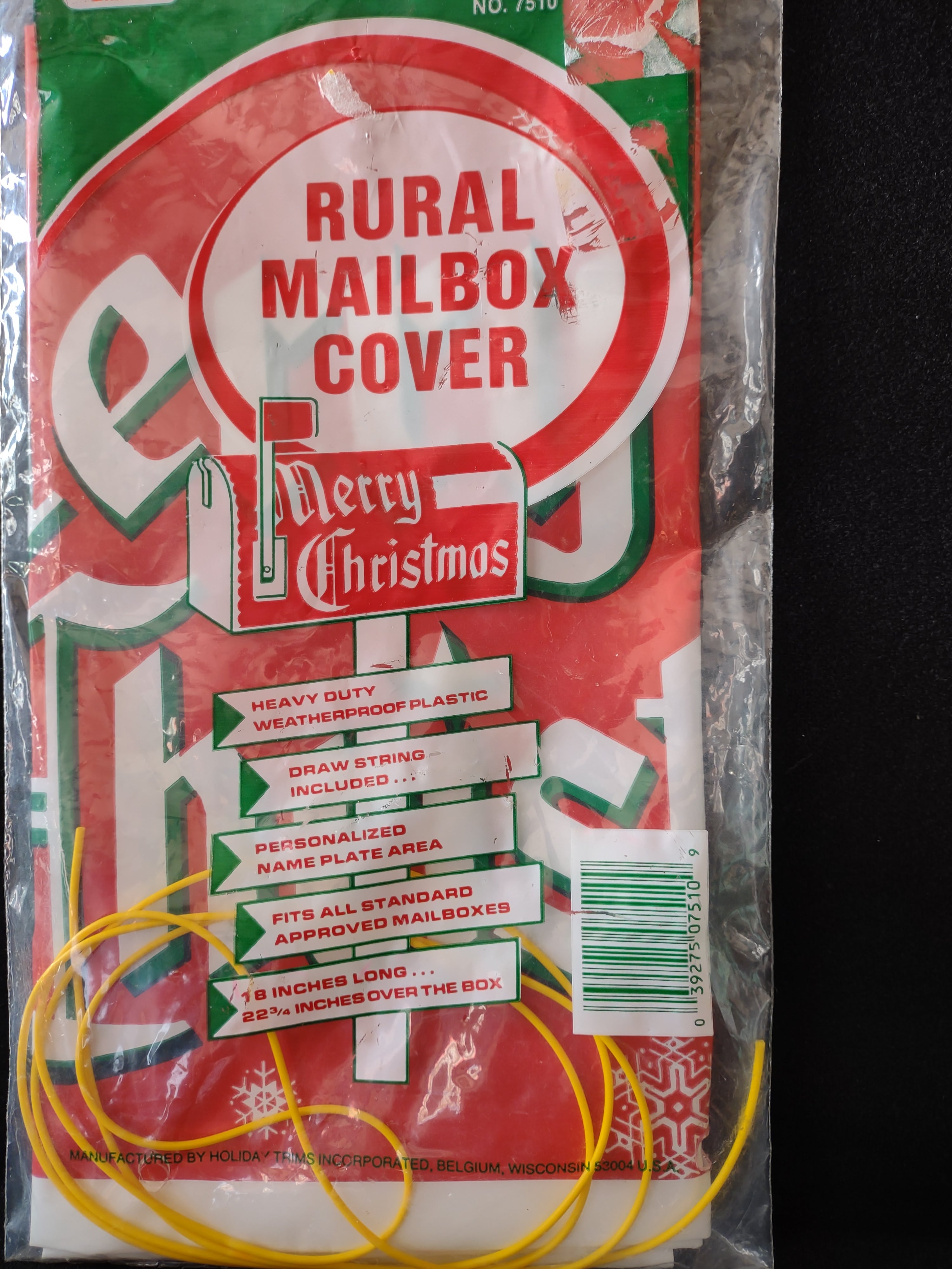 Merry Christmas 10X5' Banner AND Rural Mailbox Cover 18 X 22 3/4" (Lot 4303)