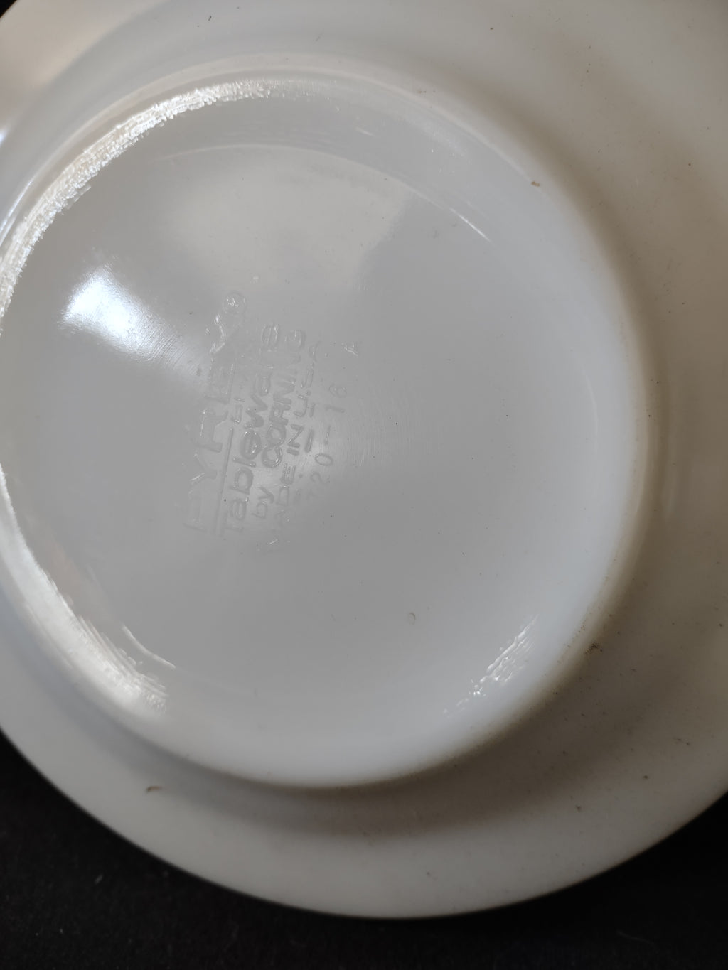Vintage Pyrex Milk Glass USA Copper Filigree 6-1/2" Dessert Plate (lot 5209)