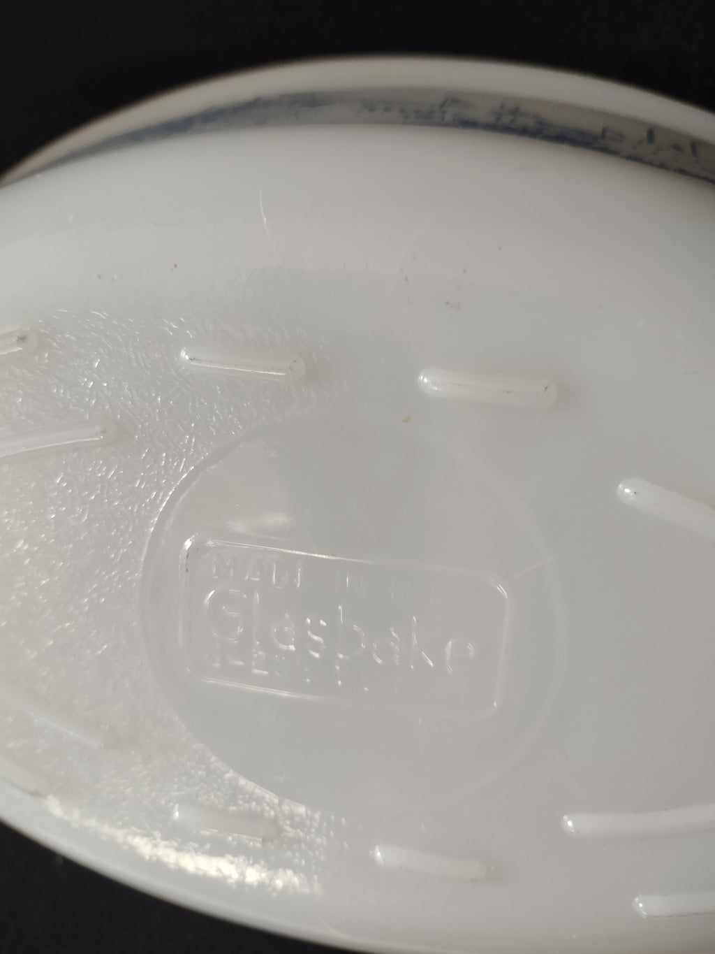 Vintage Glasbake Milk Glass 1 QT Casserole Currier & Ives Blue (Lot 5130)