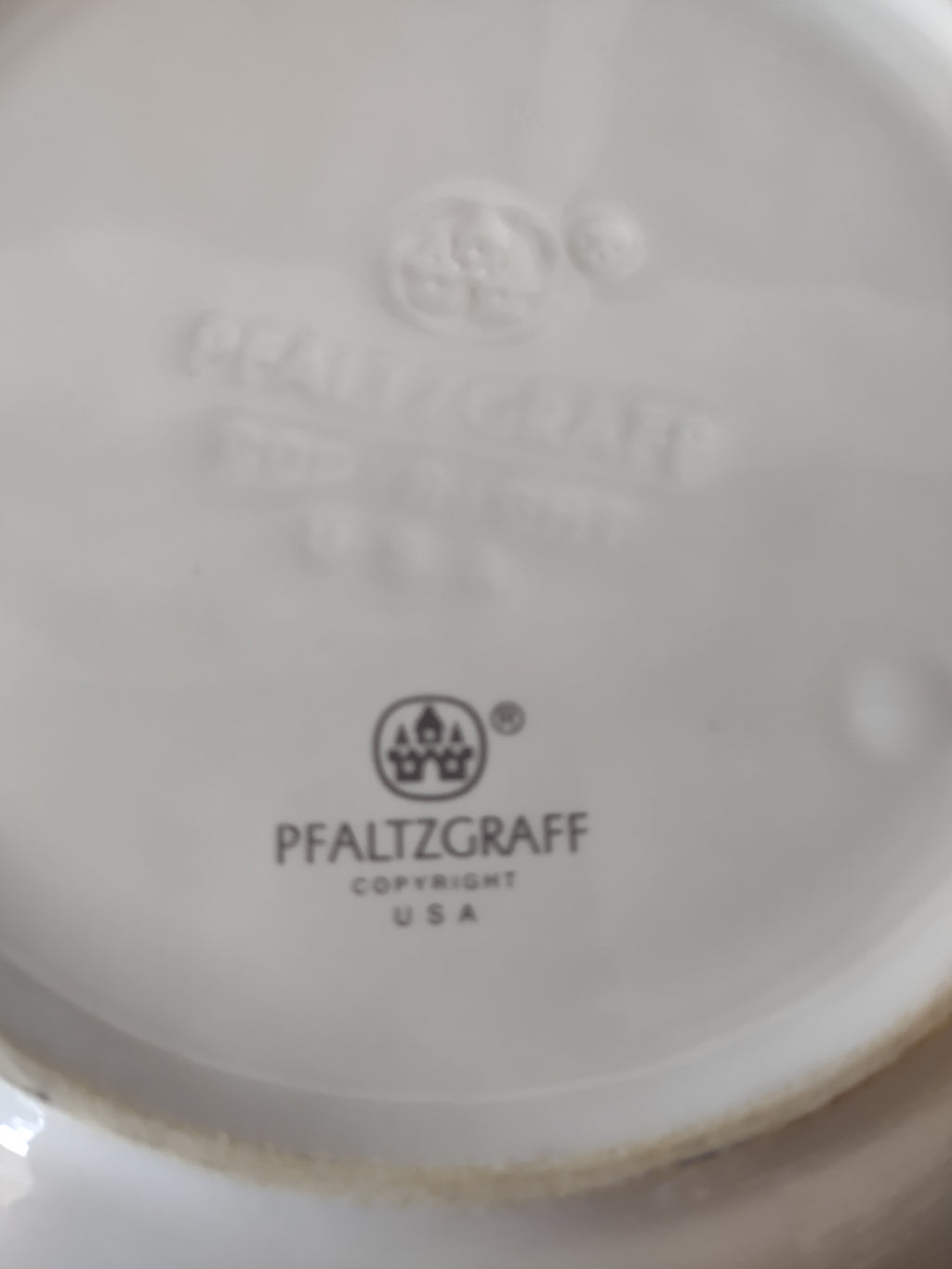 Vintage Pfaltzgraff Grapevine Dessert Plate x 2 Grape Some Scratches (Lot 3871)