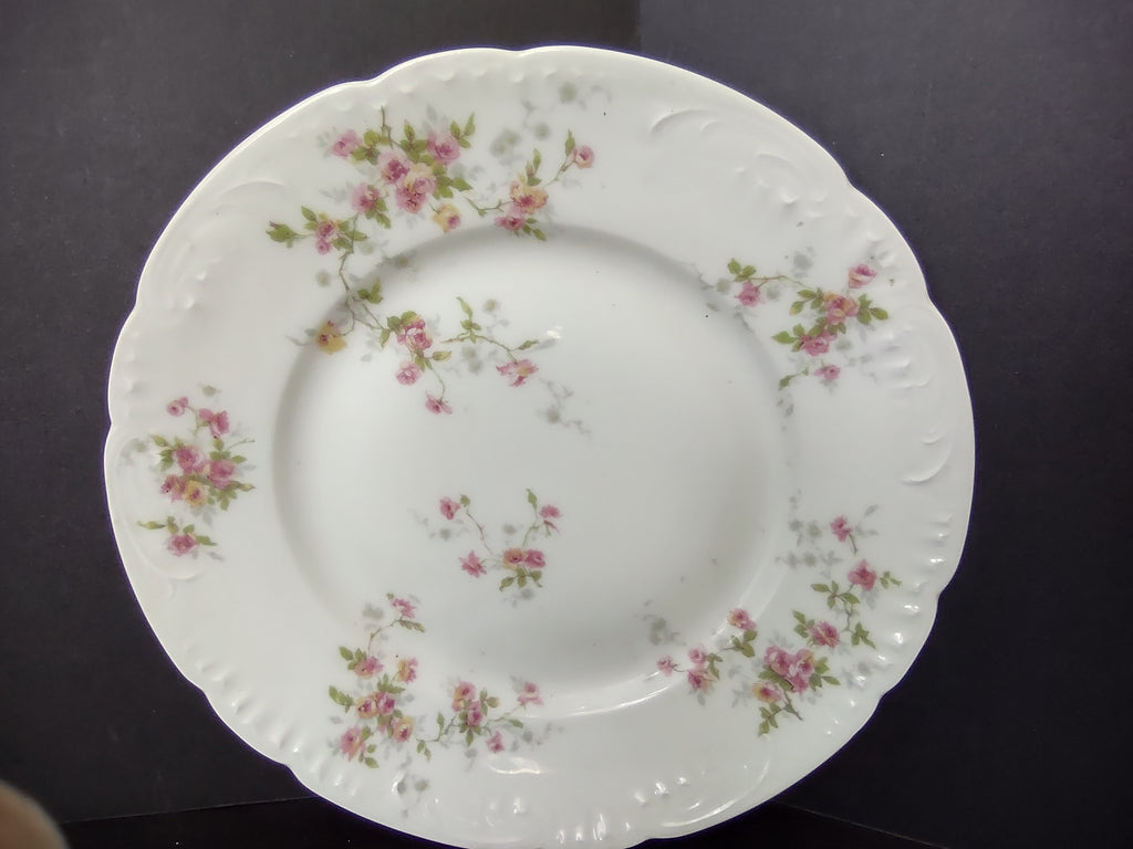 Haviland France Limoges French Cottage Shabby Chic Dinner Plate Roses (lot 1102)
