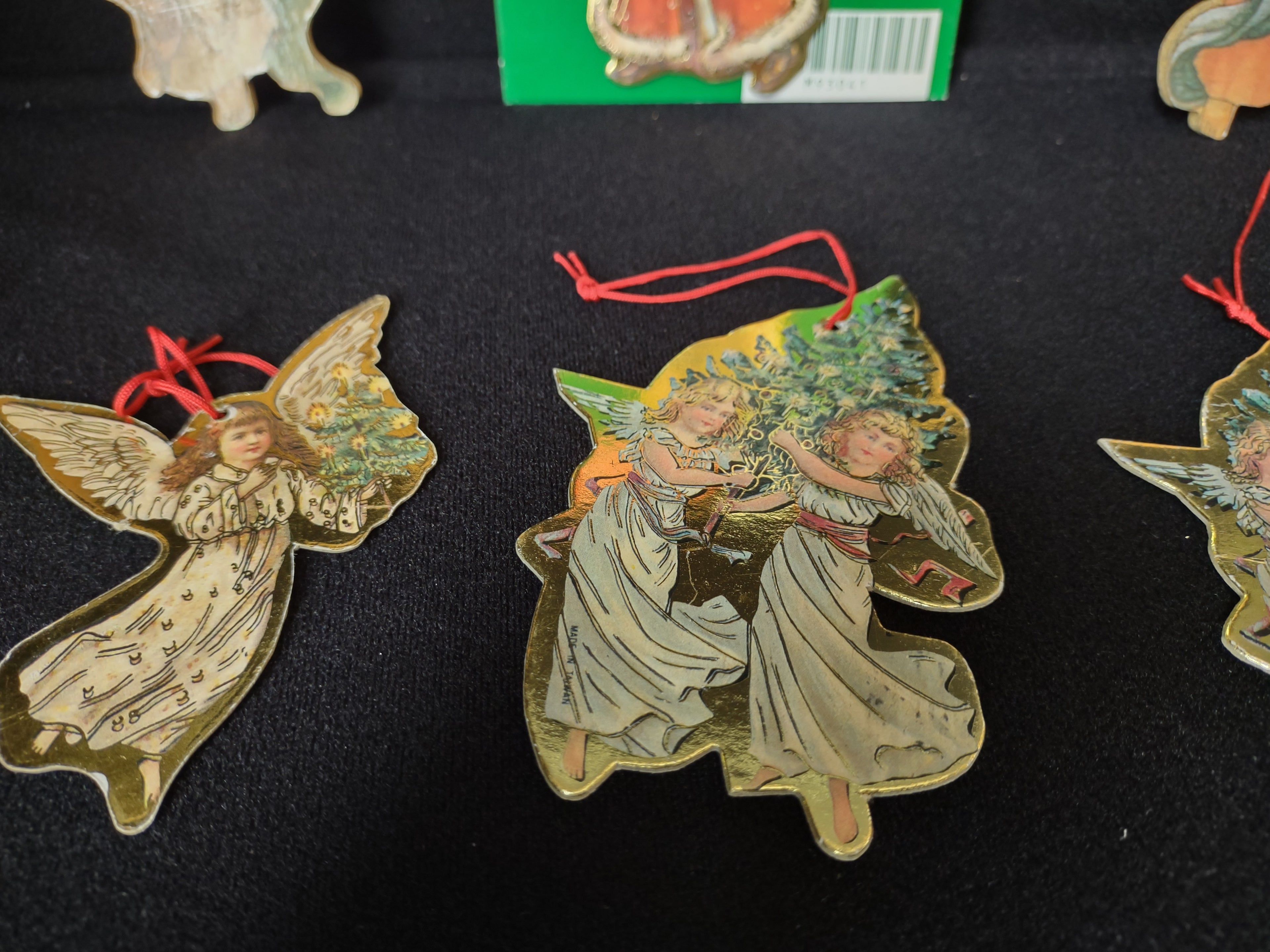 Set of 8 Christmas Ornament Angels Velvetouch (lot 1760)