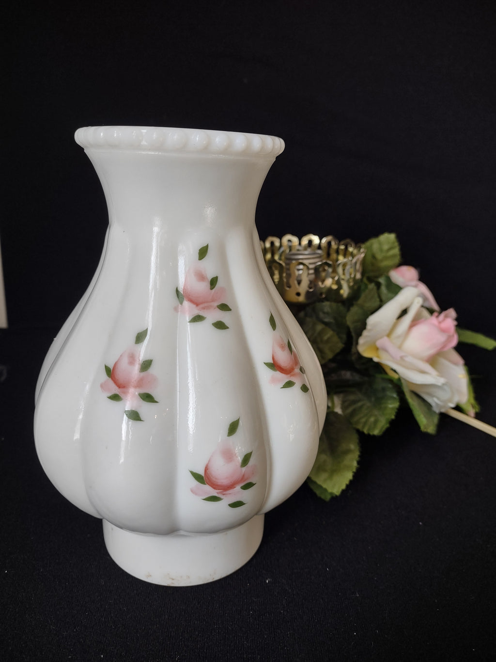 Vintage Milk Glass Hurricane Lamp Roses Floral (2518c)