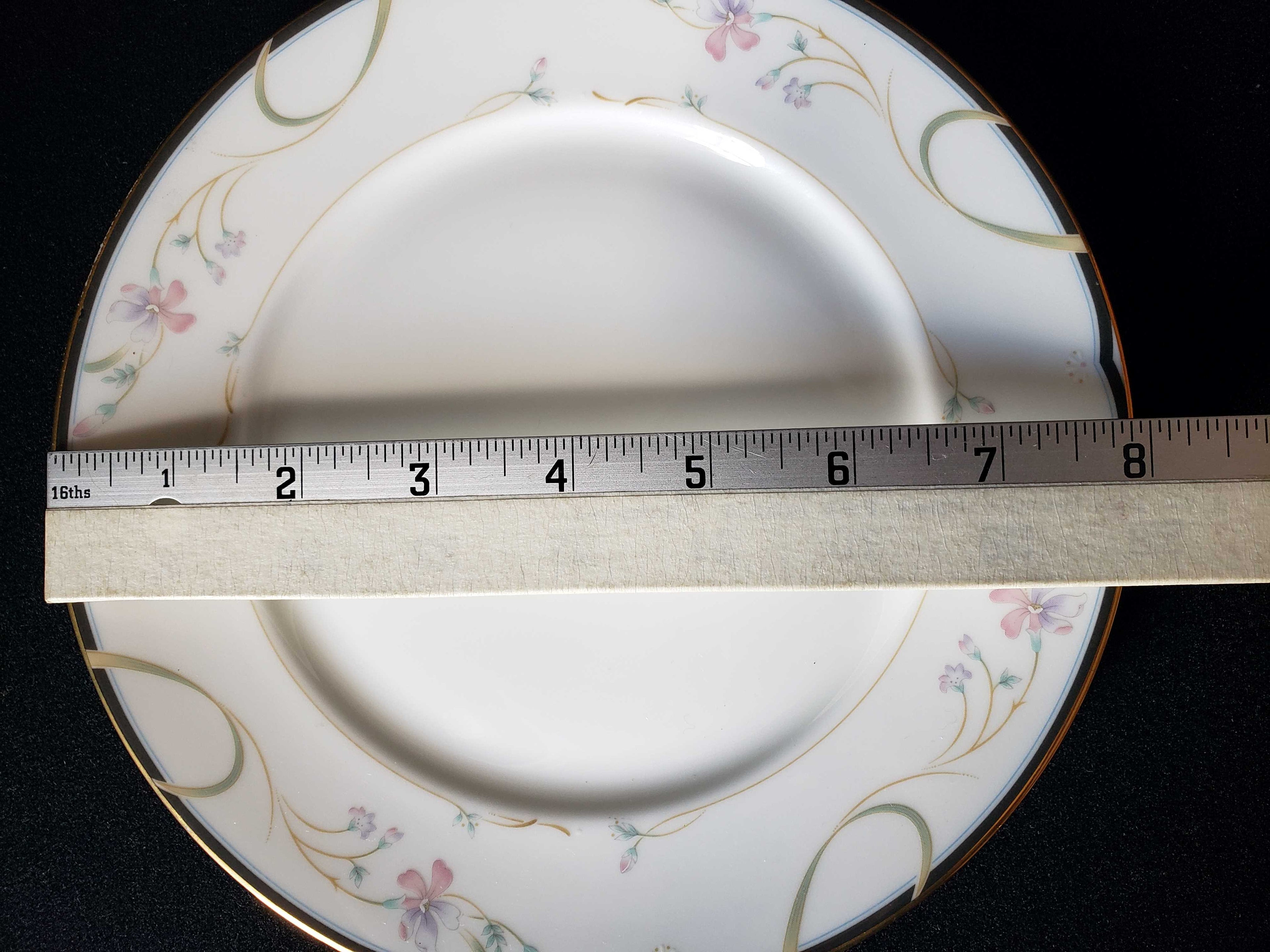 Vintage Lenox Debut Collection Constance Fine Bone Dessert Plate 8" (lot 1913)