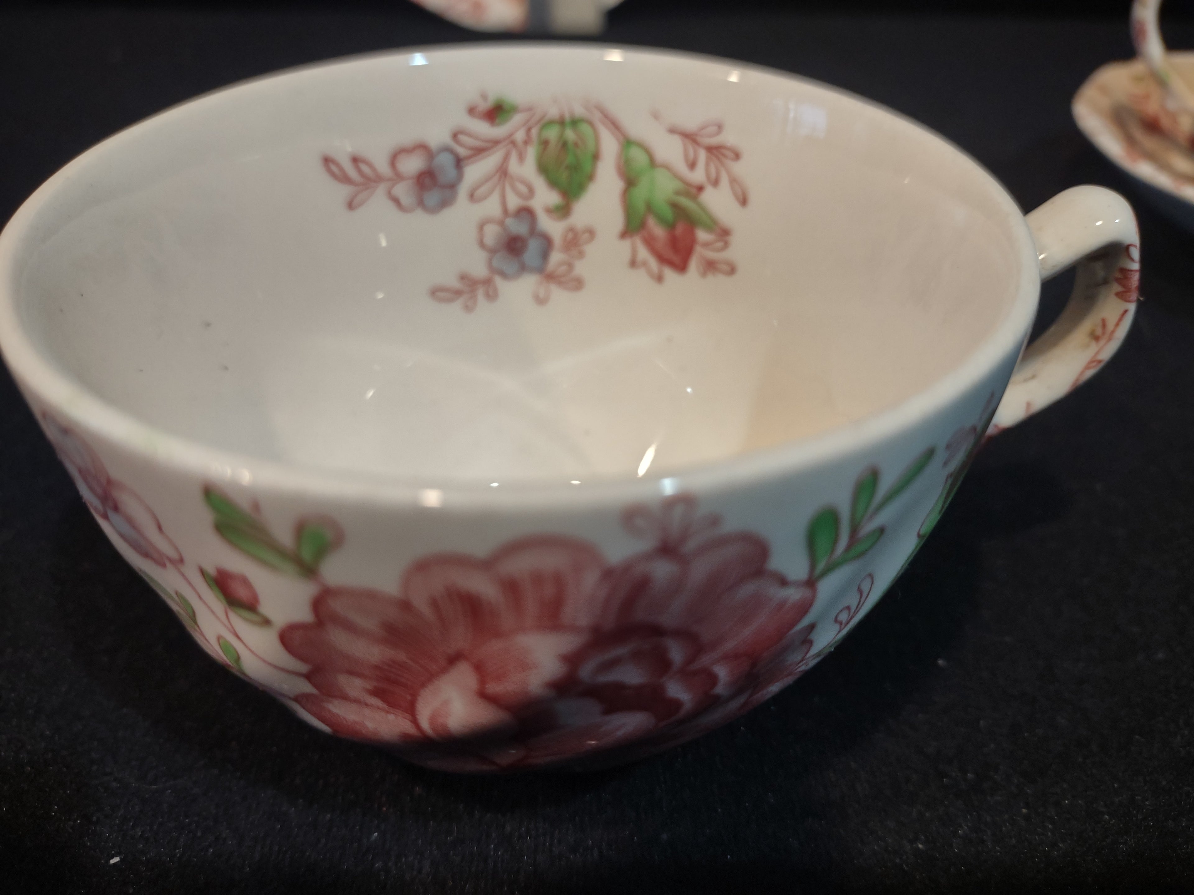Vintage Teacup and Saucer x 2 Rose Chintz Johnson Brothers England (lot 5695)