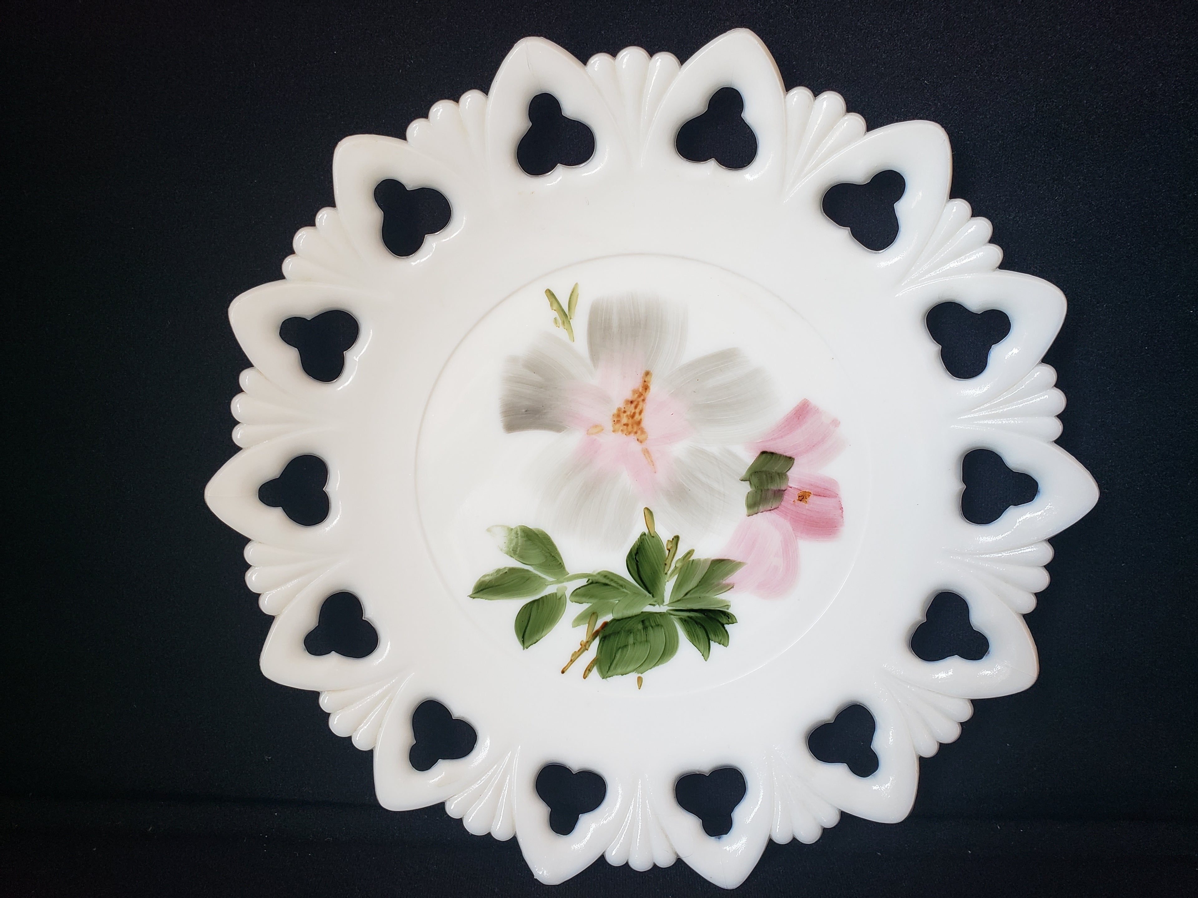 Vintage Kemple Pink Flower Motif Milk Glass Wall Plate (lot 2191)