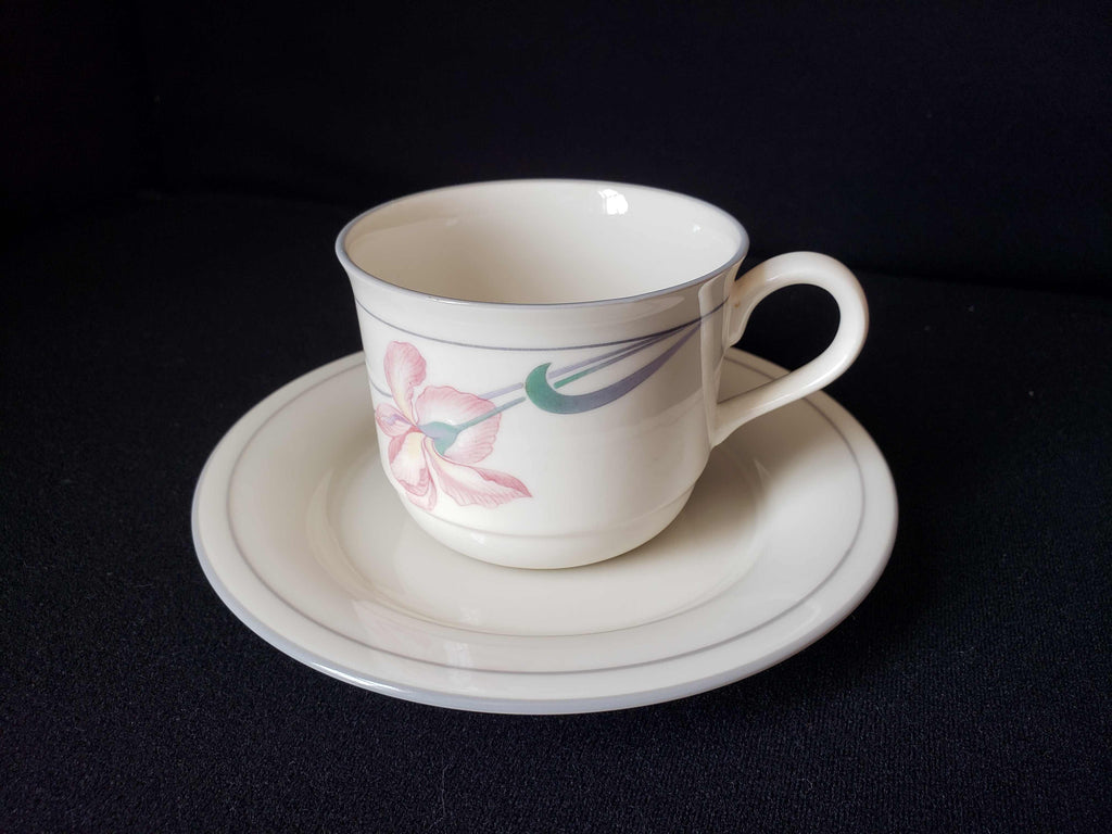 Vintage Lenox Chinastone Iris on Grey Tea Cup with Saucer (lot 1938)