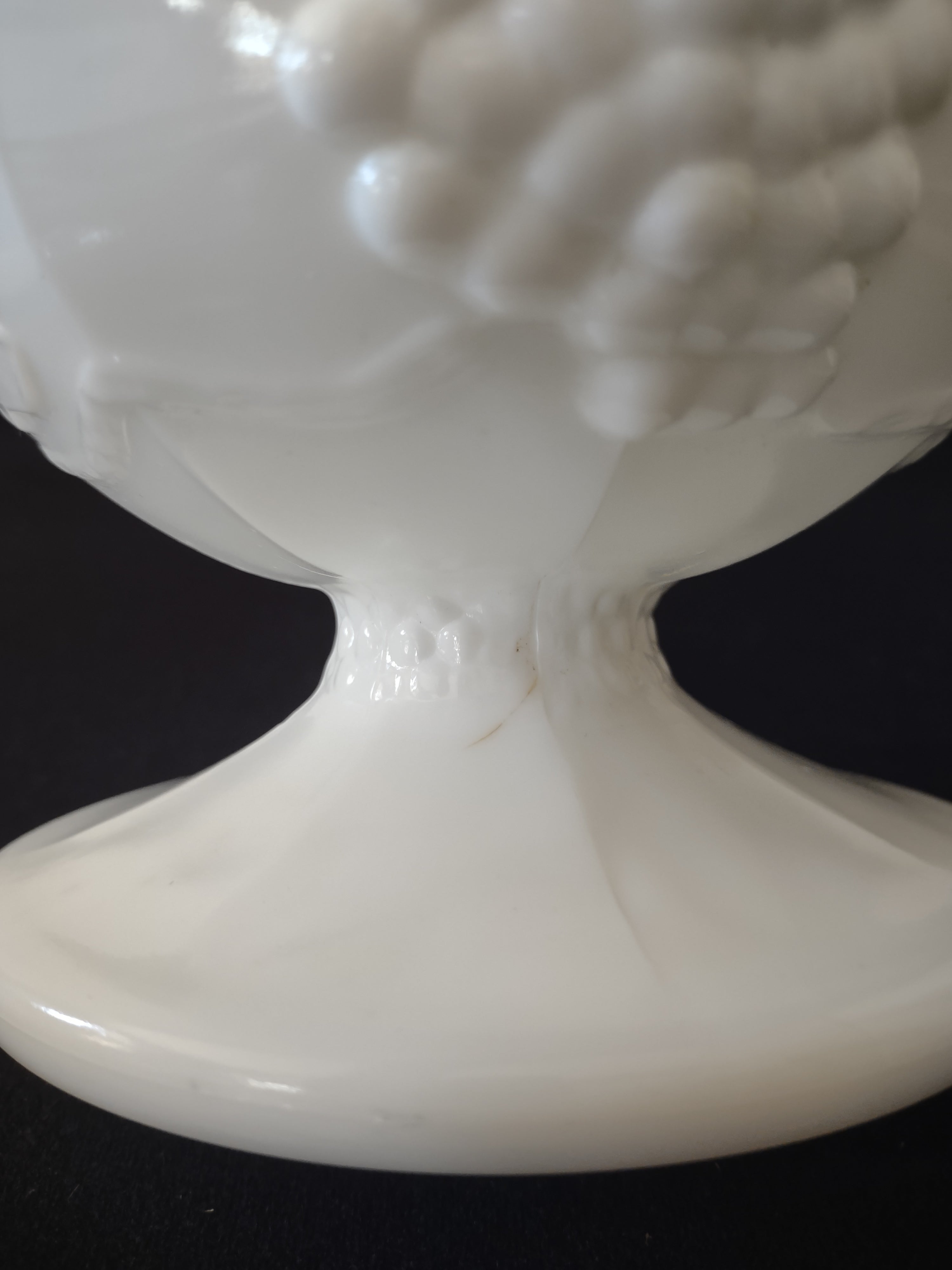 Vintage Indiana Glass Colony Harvest Grape Milk Glass Pitcher (Lot 3269)