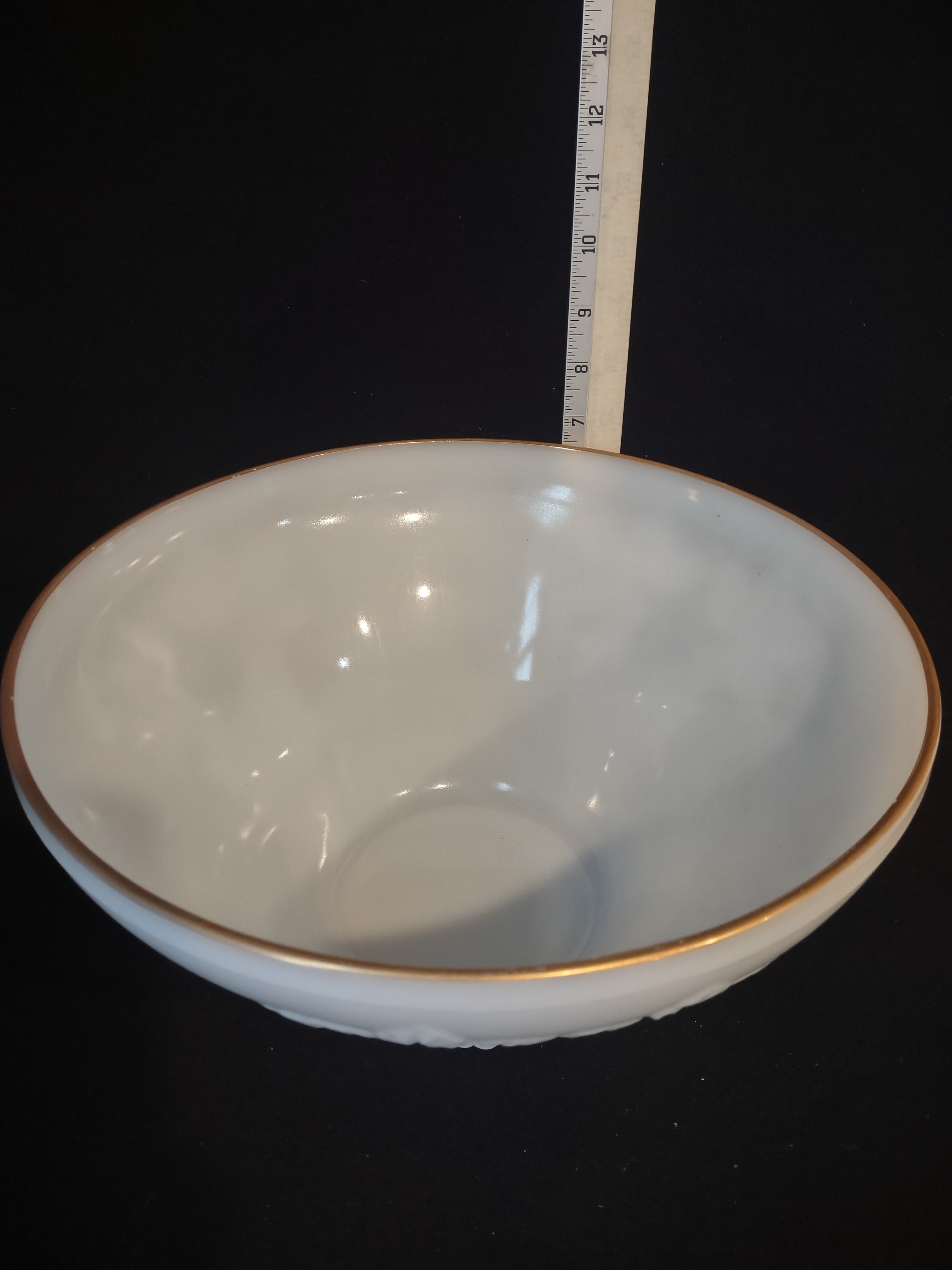 Anchor Hocking Milk Glass set of 7 Cups for Punch Bowl Gold Trim (lot 2566c)