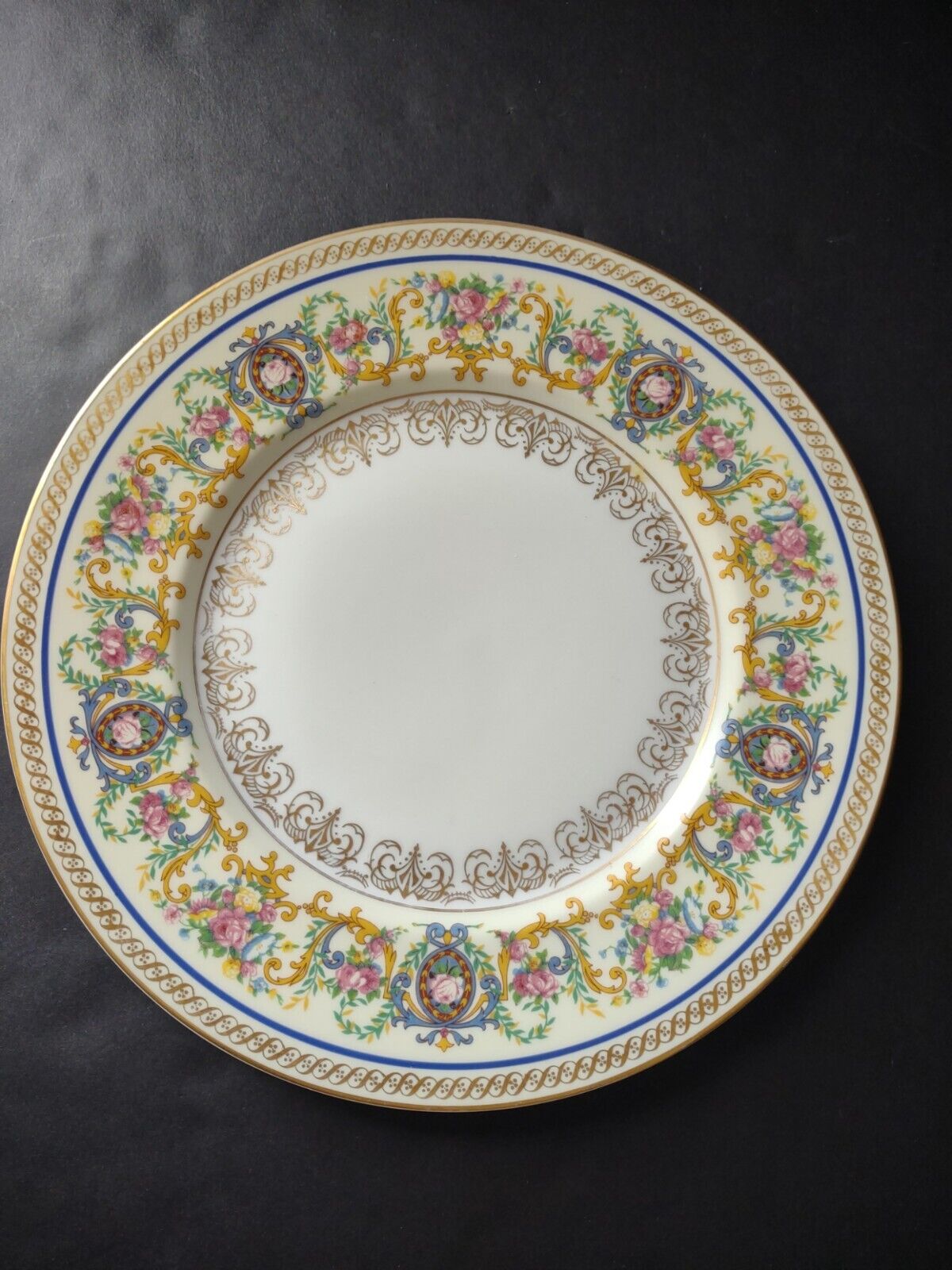 Ahrenfeldt Limoges Gold Trim Ornate Design Blue Dinner Plate 10-7/8" (lot 641)