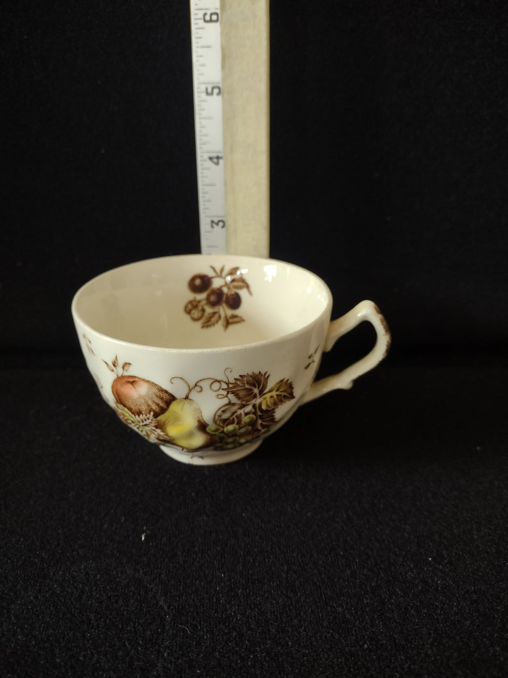 Vintage Johnson Brothers Ironstone England Teacup Autumn's Delight (Lot 5633)