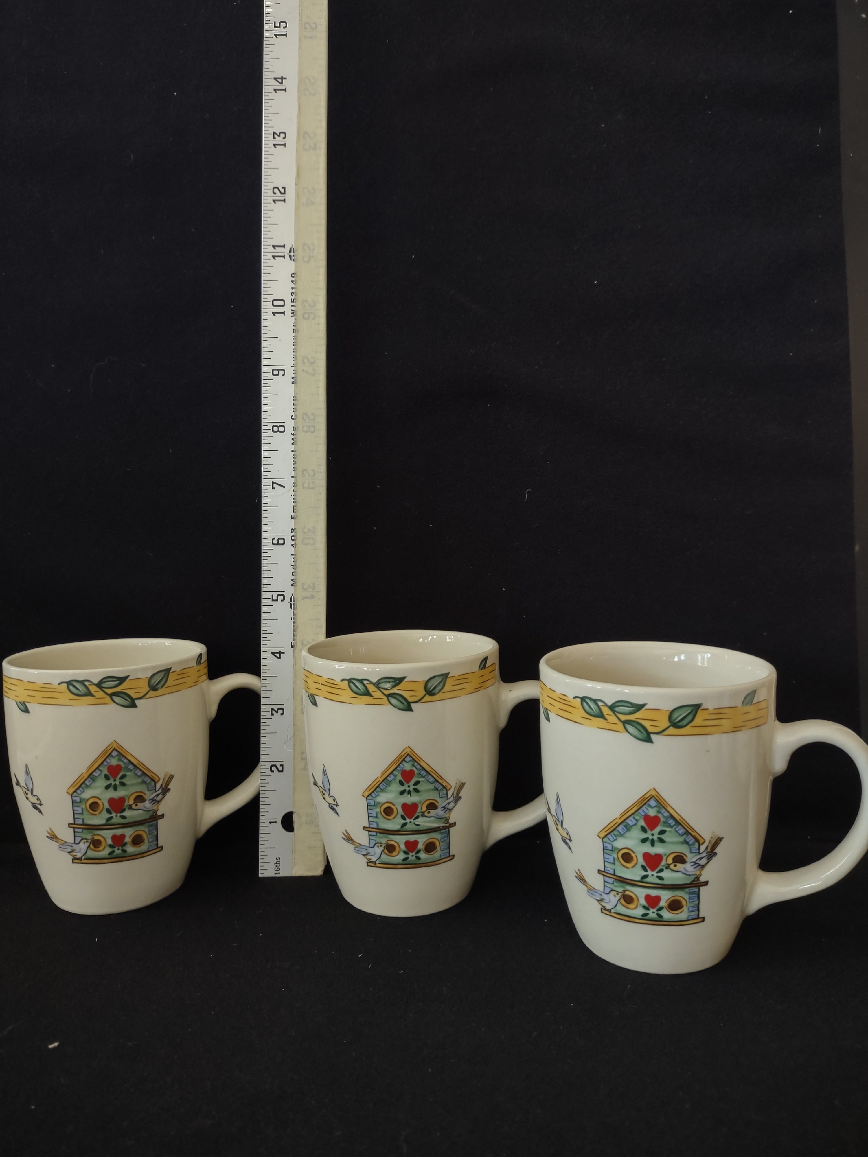 Vintage Thomson Pottery Birdhouse Coffee Mug X 3 (Lot 2907)