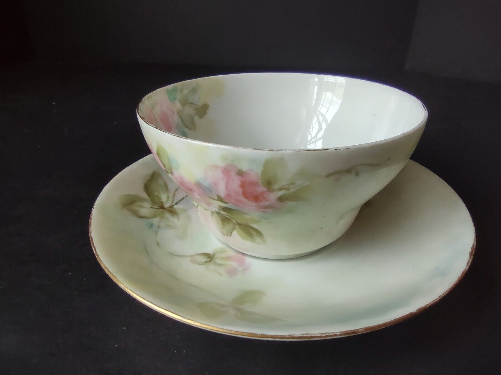 Haviland Limoges Gold Trim Pink Roses Teacup and Saucer IMPERFECT (lot 703)