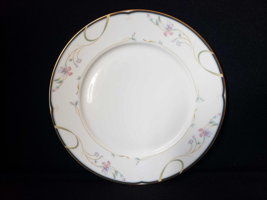 Vintage Lenox Debut Collection Constance Fine Bone Dessert Plate 8" (lot 1913)