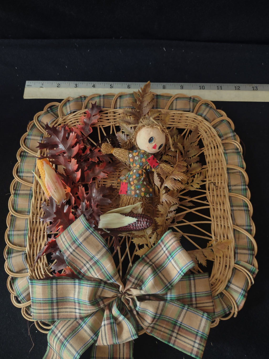 Very Vintage Rustic Primitive Wicker Scarecrow Wall Hanging (Lot 3431)
