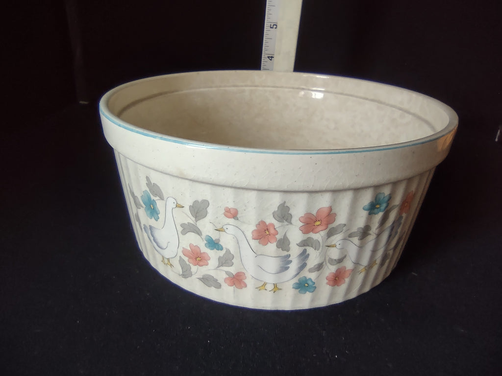 Vintage Country Classics Souffle Dish Geese Goose Duck Bowl CRAZING (lot 2803c)