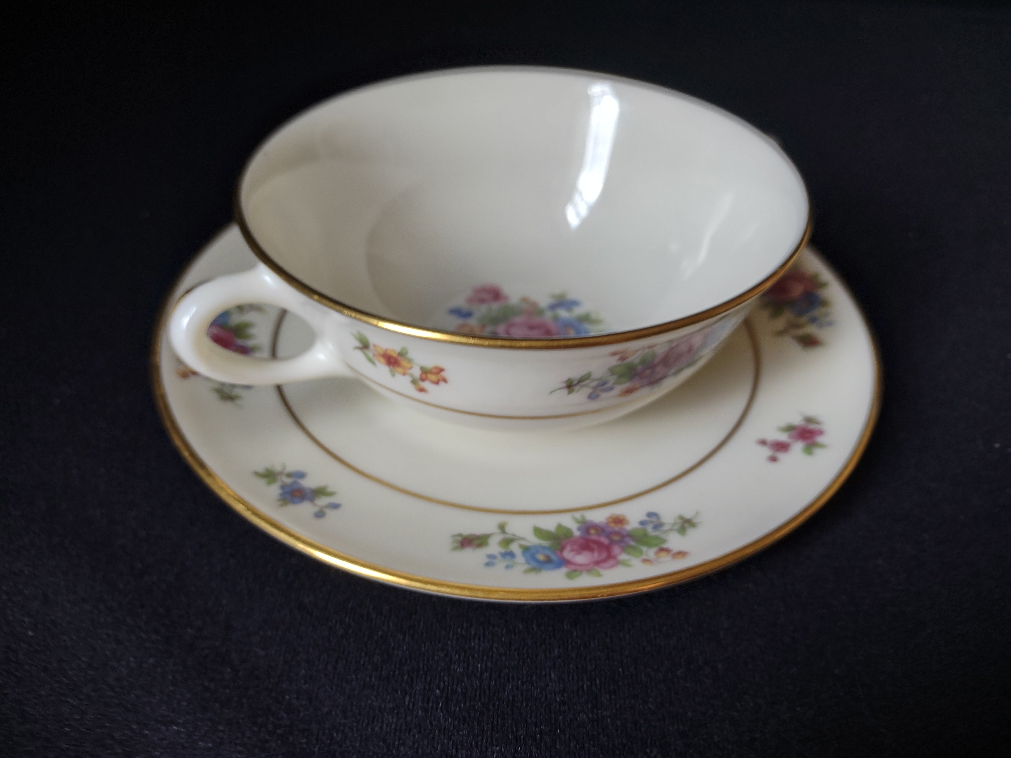 Vintage Lenox Rose L-347 Bouillon Cream Soup with Liner Gold Trim (lot 1818)