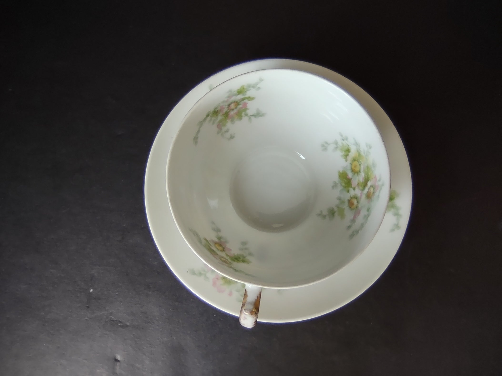 Haviland Limoges GDA Tea Cup & Saucer Pink Daisy Daisies (lot 878)