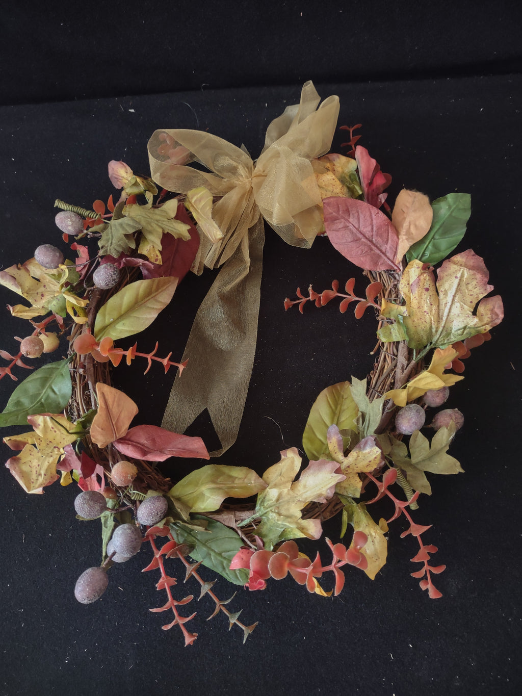 Vintage Rustic Thanksgiving/Fall Grapevine Leaf Berry Wreath x 3 (Lot 3459)