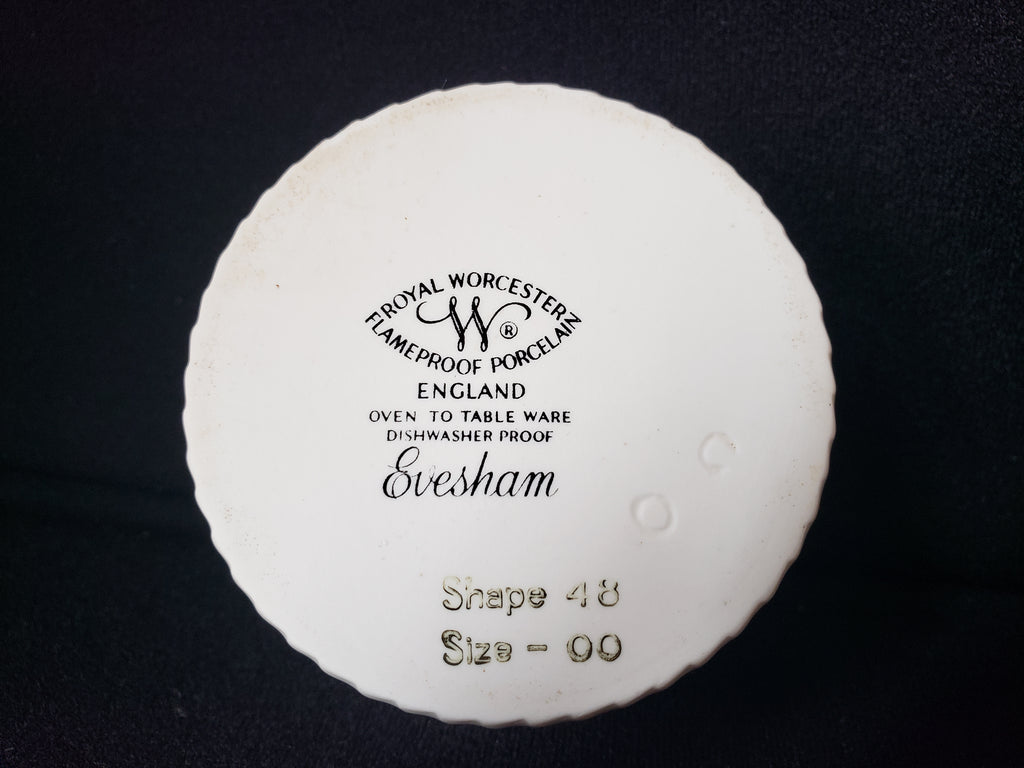 Vintage Royal Worcester Evesham Quiche Souffle Baking Porcelain Dish (lot 2060)