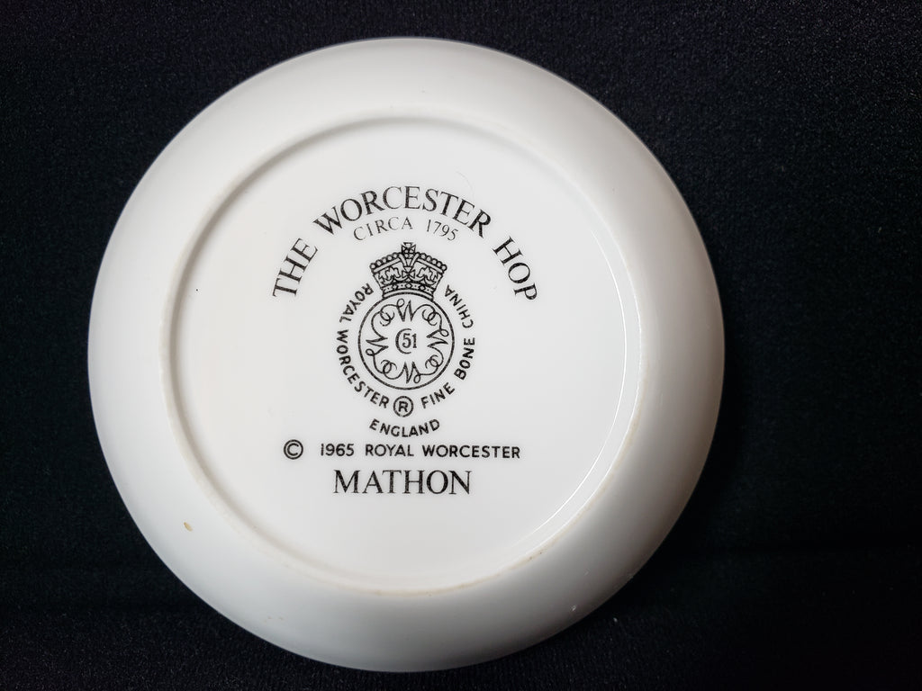 Vintage Royal Worcester Hop Mathon Small Dish 3-7/8" (lot 2089)