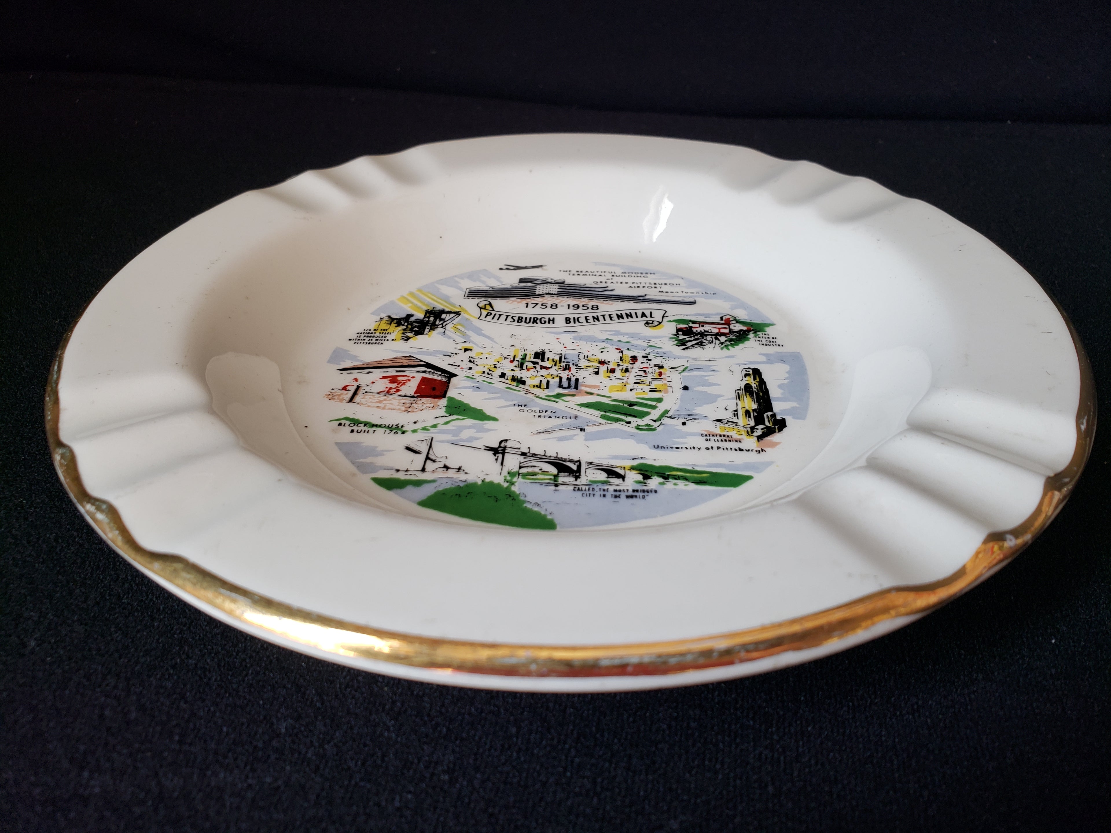 Vintage Ashtray Pittsburgh Bicentennial 8" USA 22 k Gold (lot 2159)